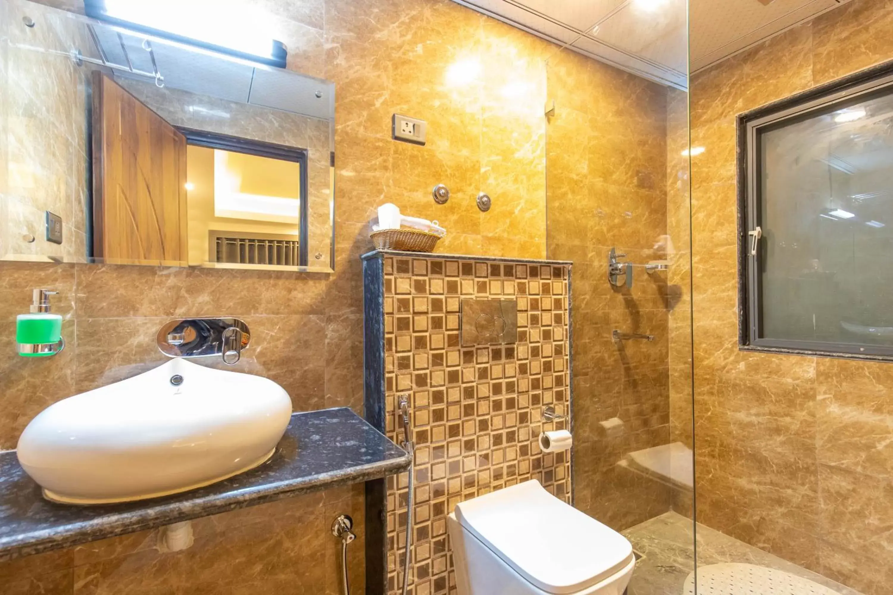 Deluxe Double Room - single occupancy in Hotel Wawa Deluxe Double Room - single occupancy in Hotel Wawa