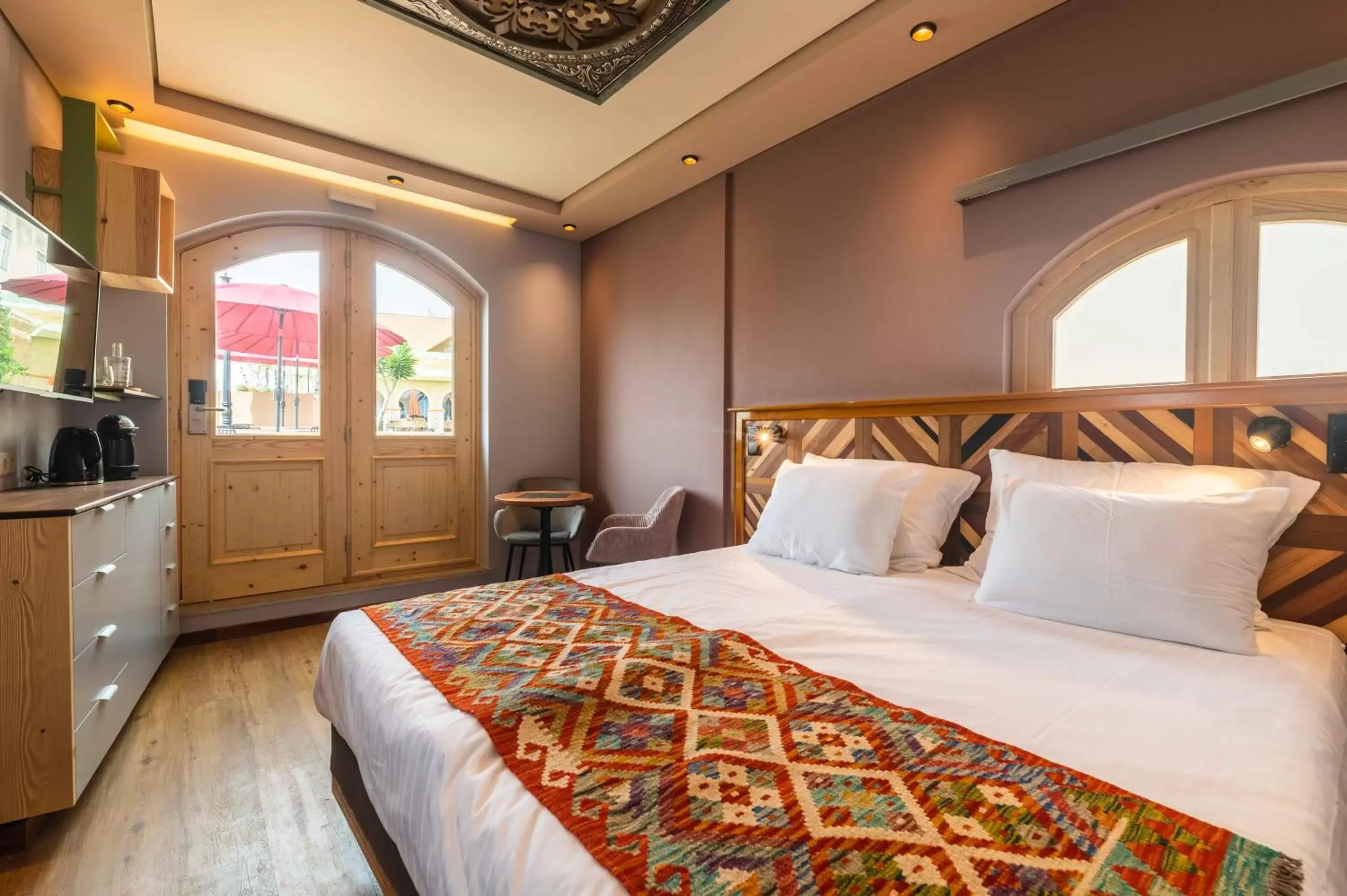 Bed in Vila Origens Boutique Hotel Albufeira – Adults Only