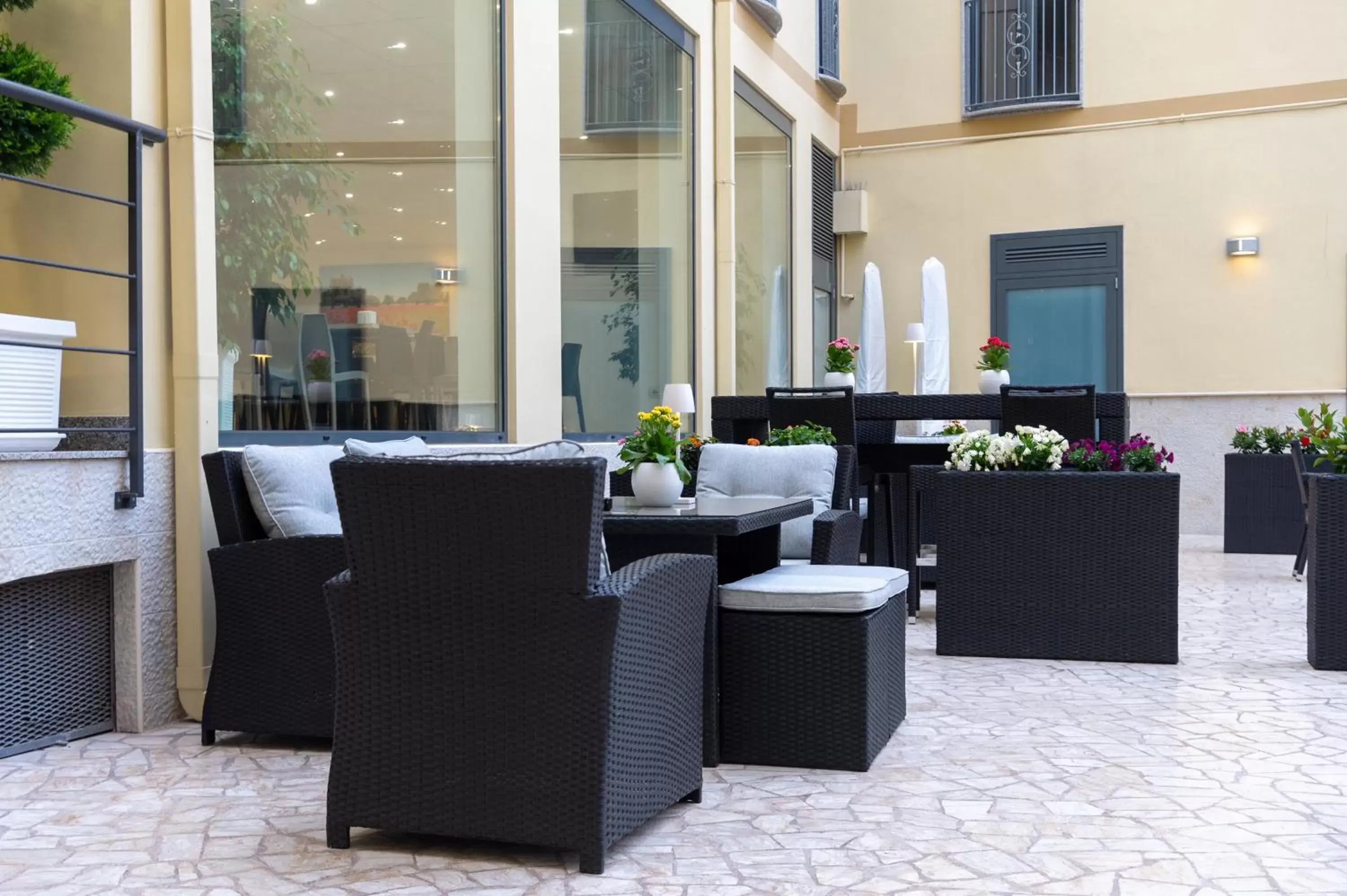 Inner courtyard view in Hotel Auditorium