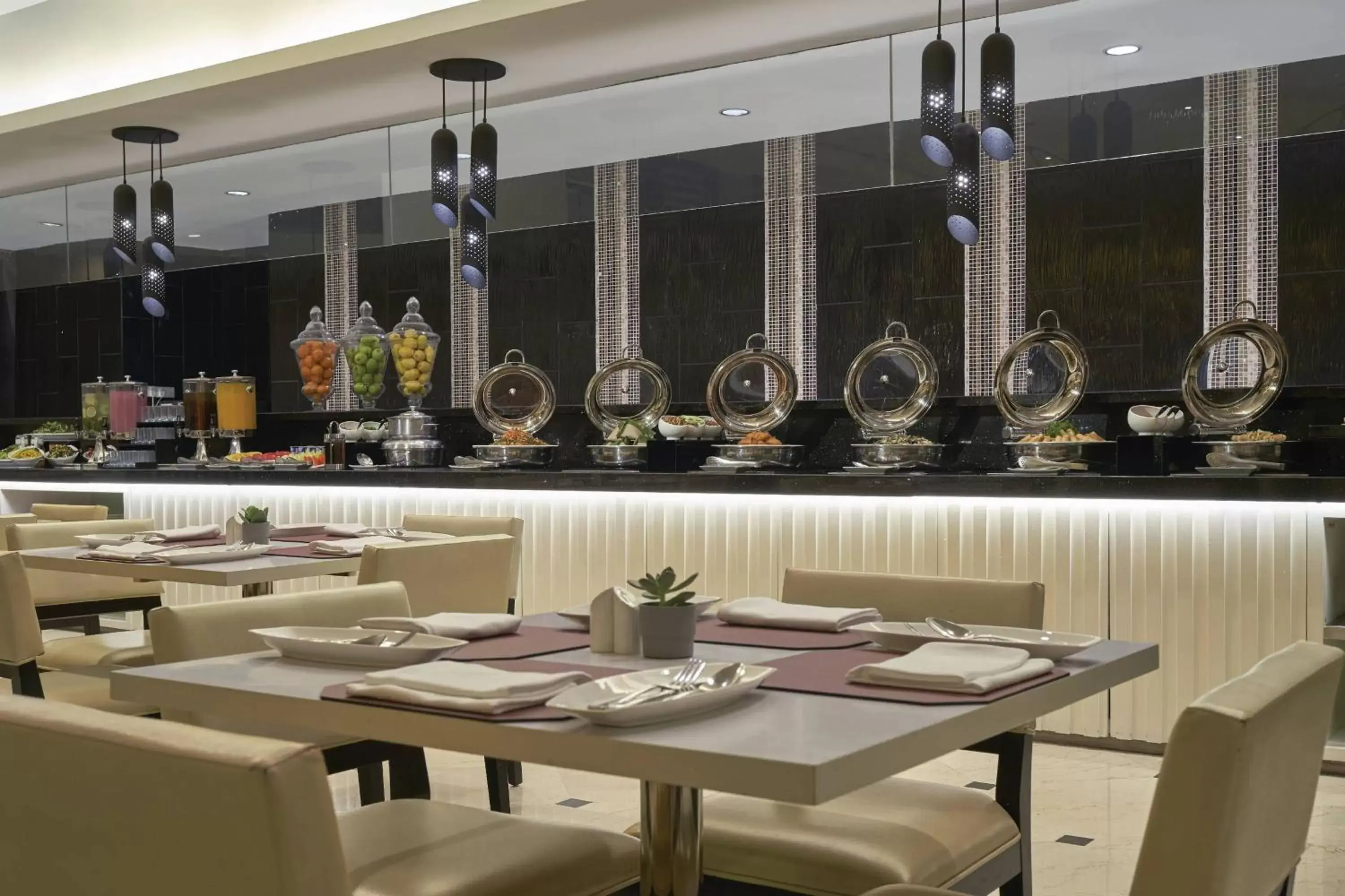 Kitchen or kitchenette, Restaurant/Places to Eat in AC Hotel by Marriott Kuala Lumpur