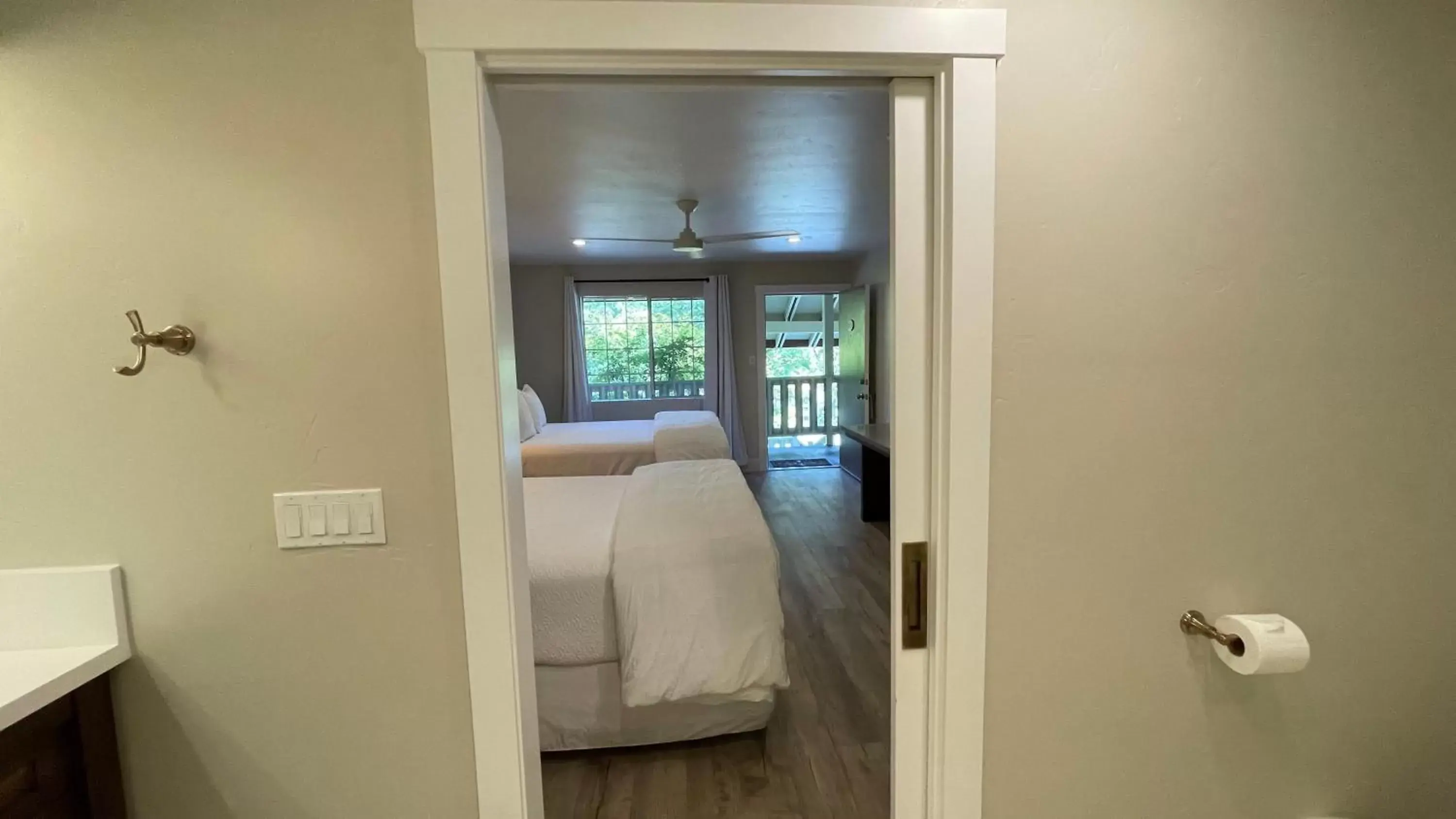 Bed in The Jack London Lodge