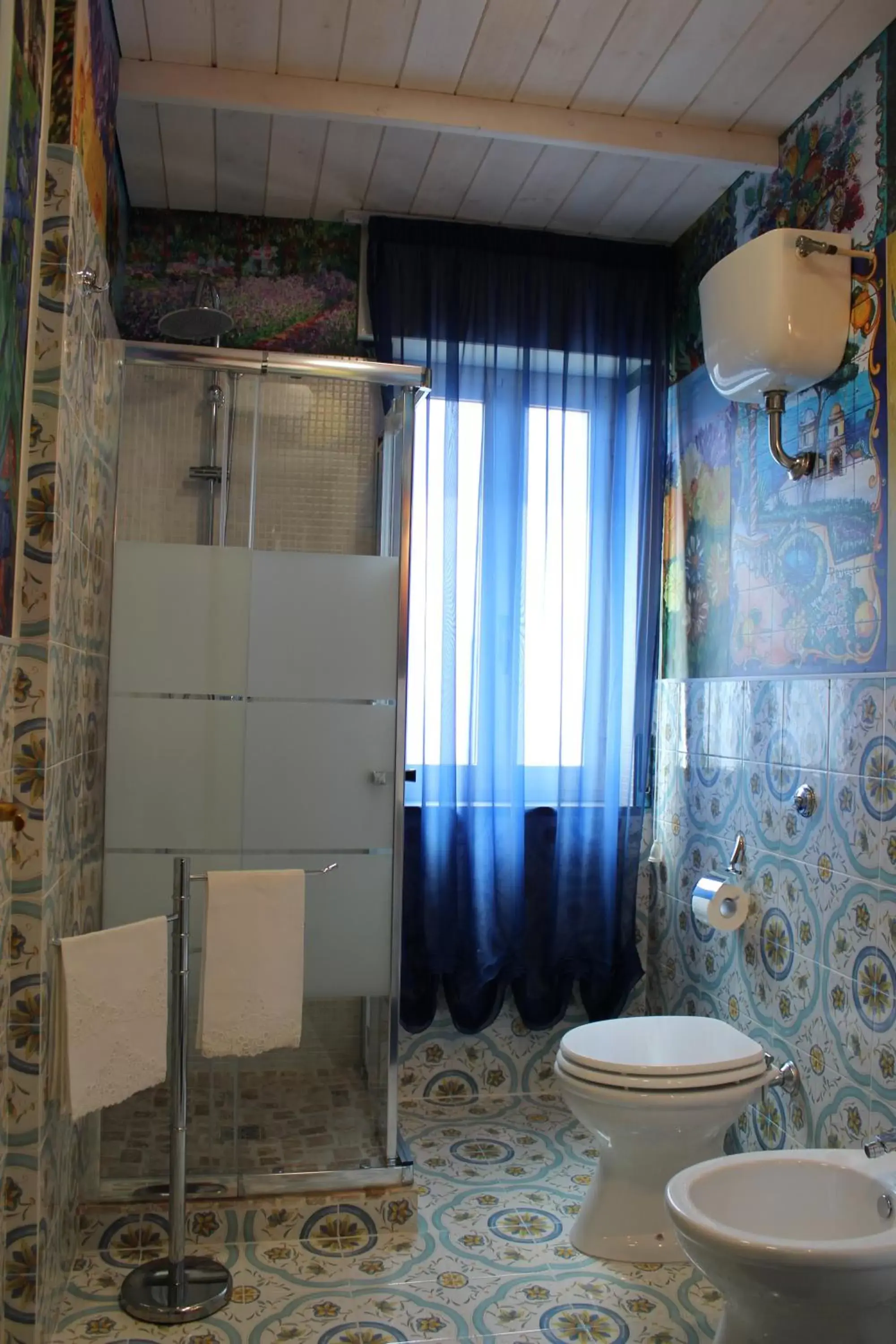Shower, Bathroom in Nives Bed & Breakfast