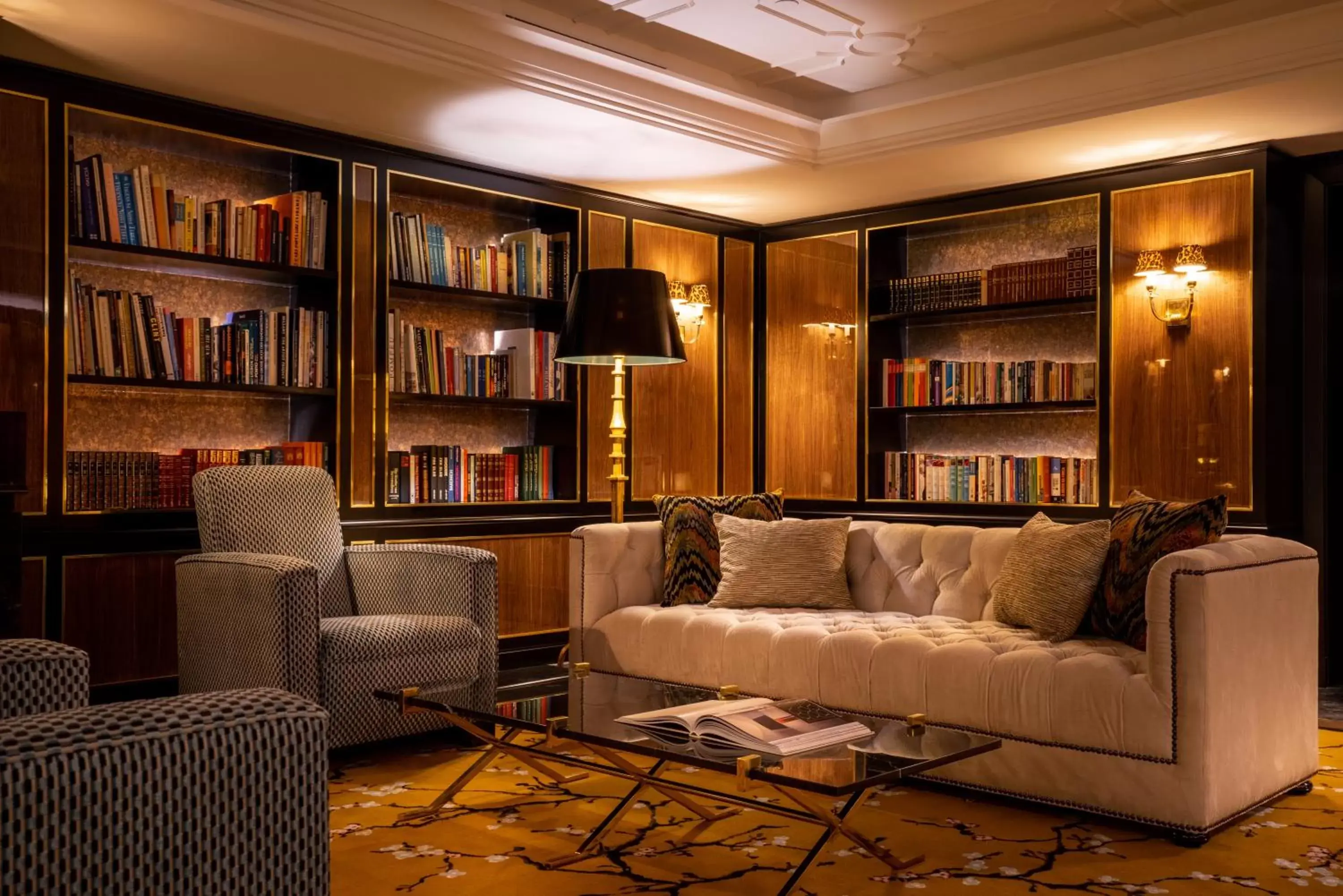 Library in Maison Albar Hotels Le Monumental Palace