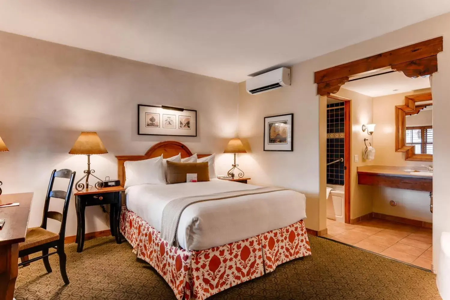 Photo of the whole room, Bed in Old Santa Fe Inn