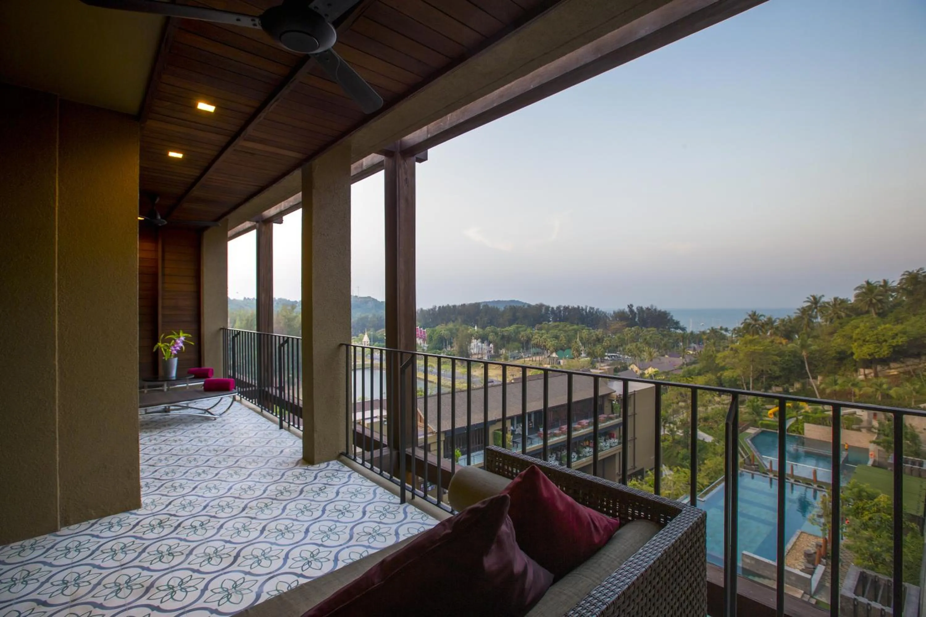 Balcony/Terrace in SUNSURI PHUKET, Nai Harn Beach