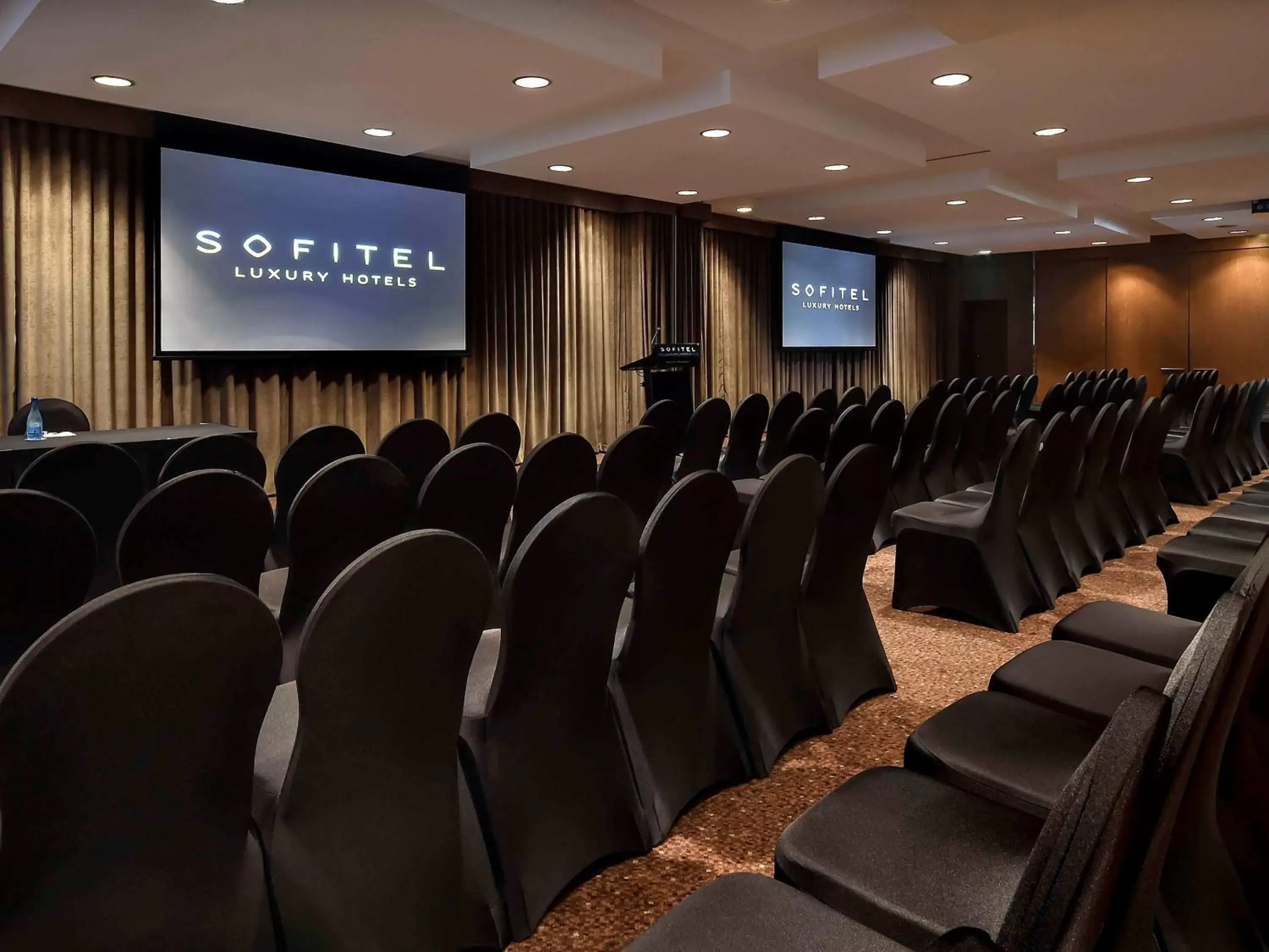 Meeting/conference room in Sofitel Gold Coast Broadbeach