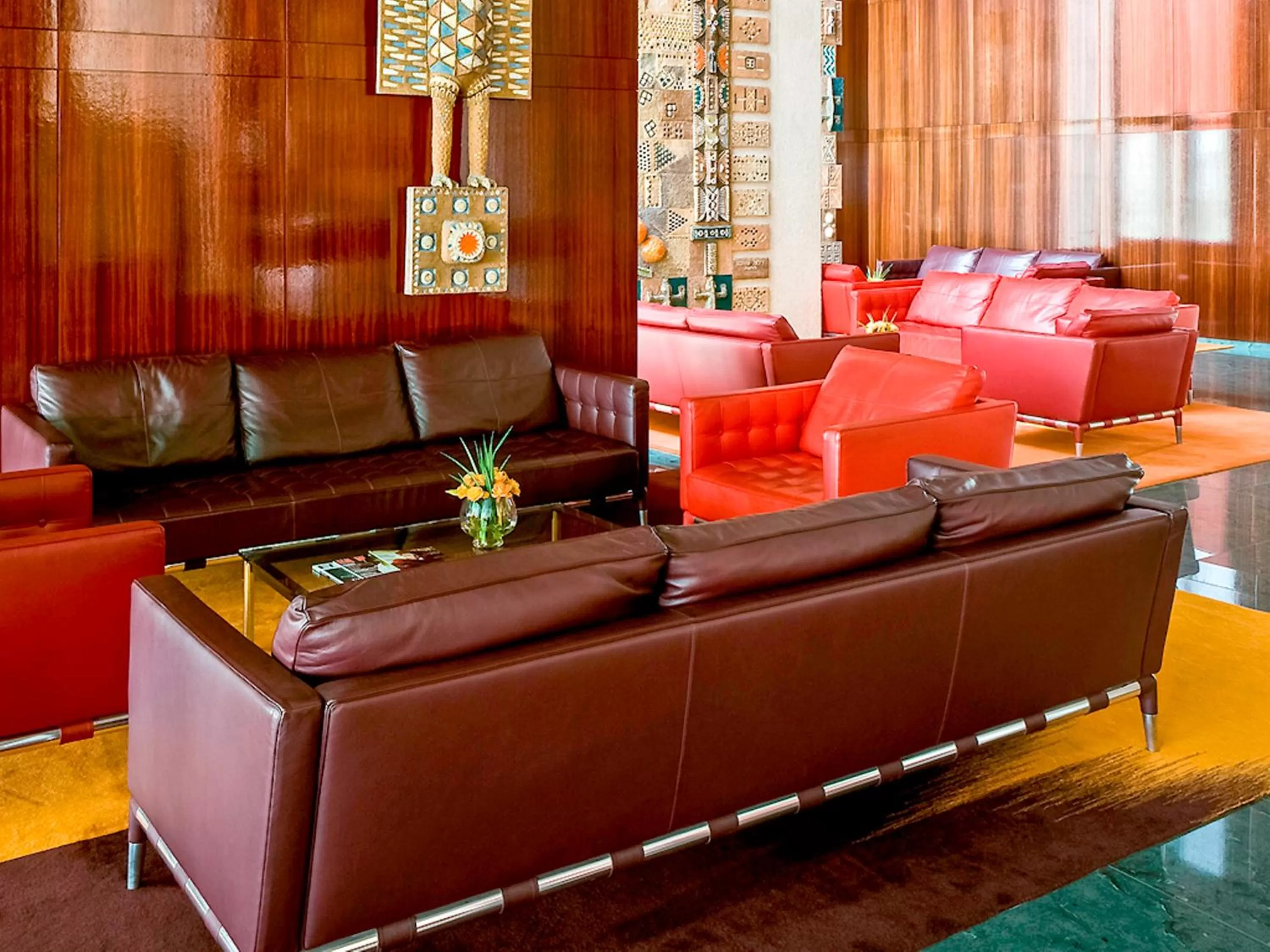 Lounge or bar in Sofitel Abidjan Hotel Ivoire