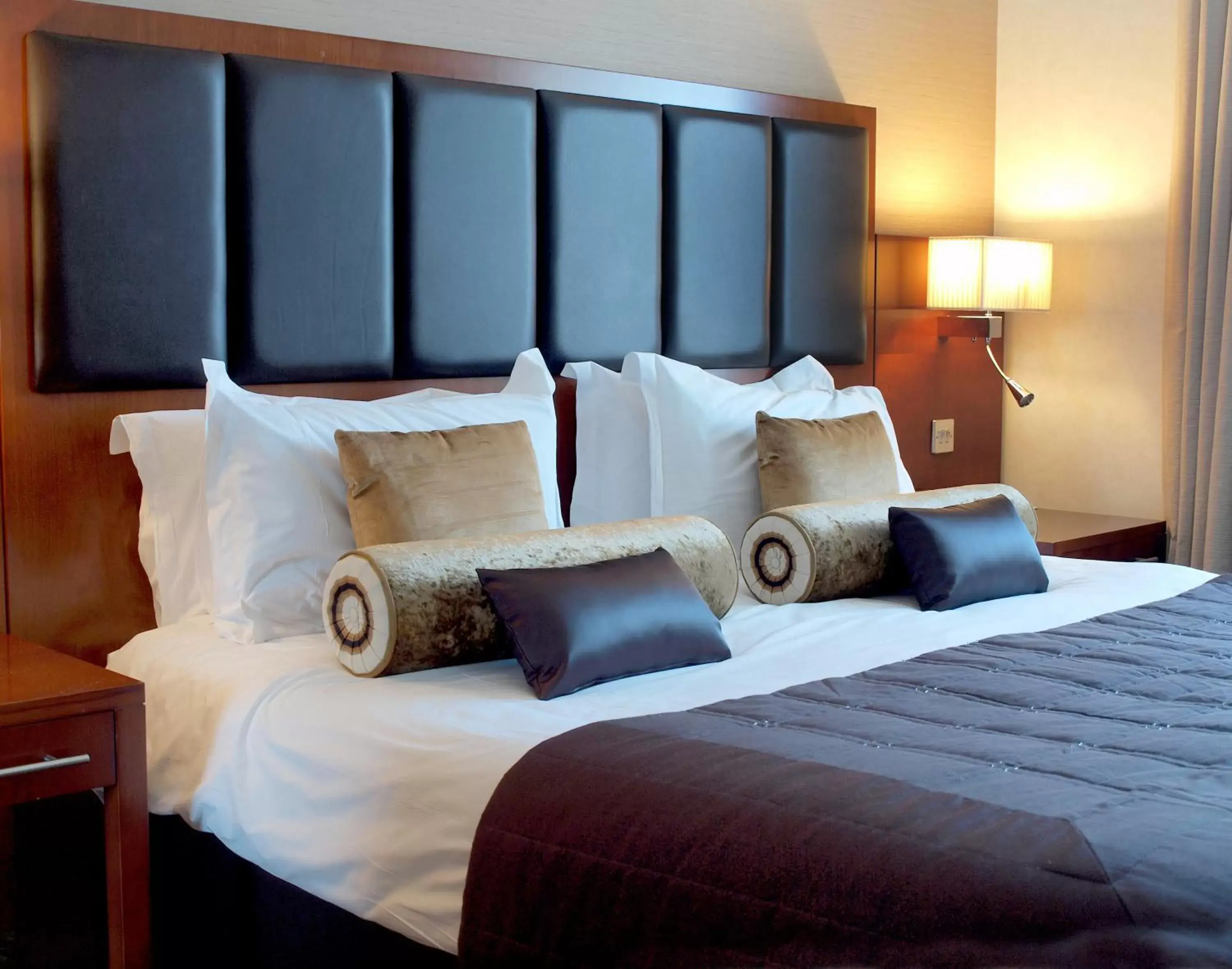 Twin Room - Disability Access in The Quay Hotel and Spa
