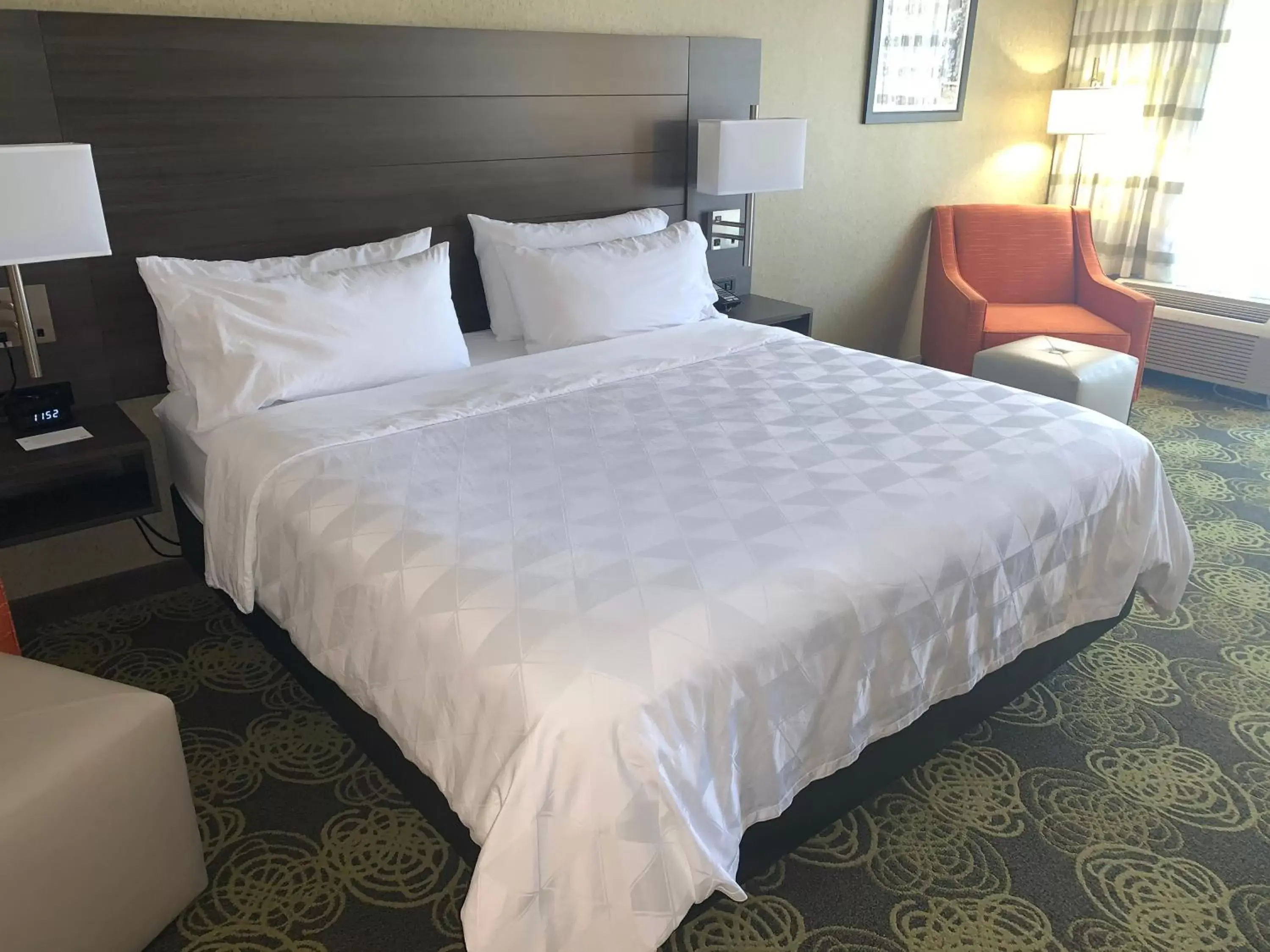 Bed in Holiday Inn University Area Charlottesville, an IHG Hotel