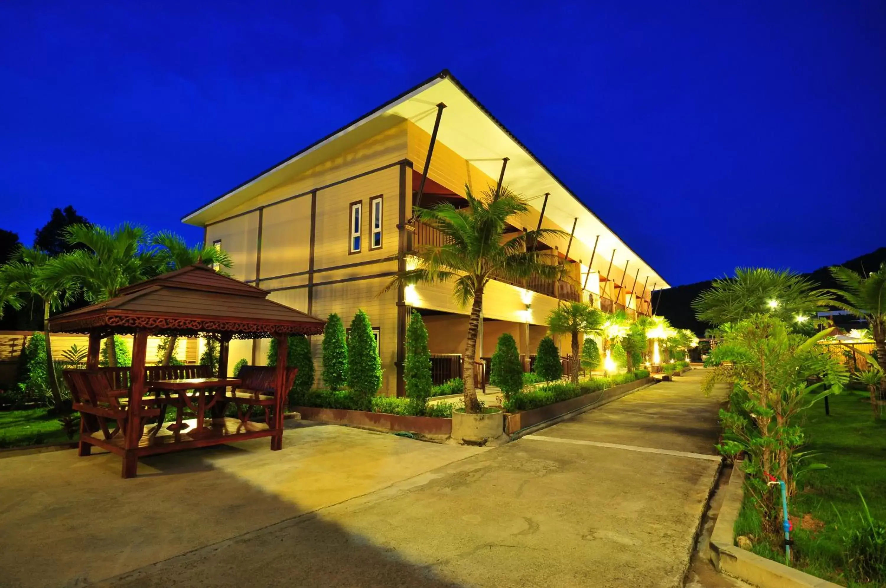 Property Building in Maleedee Bay Resort