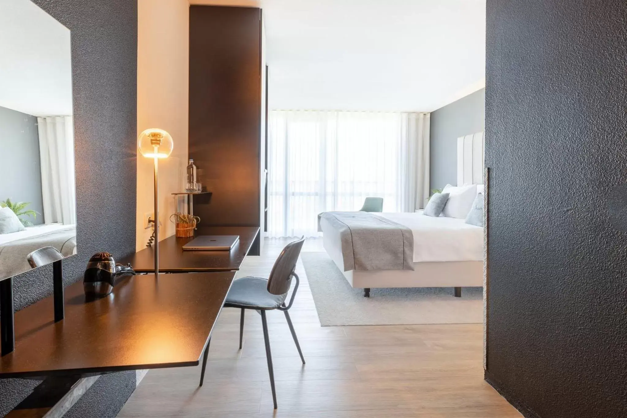 Bedroom, Seating Area in Select Hotel Maastricht