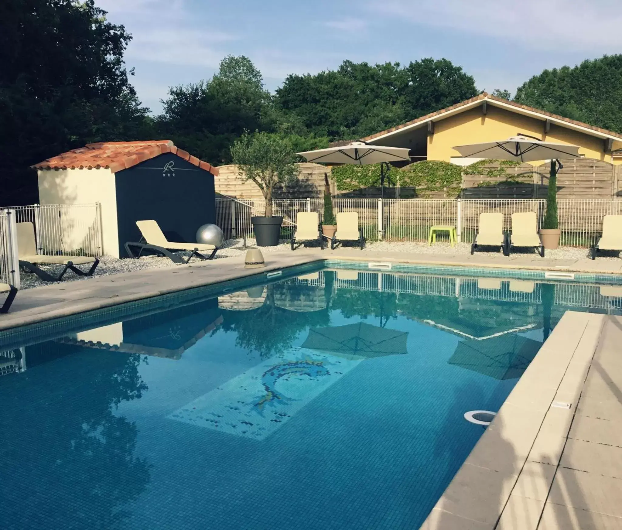 Swimming Pool in Le Renaissance