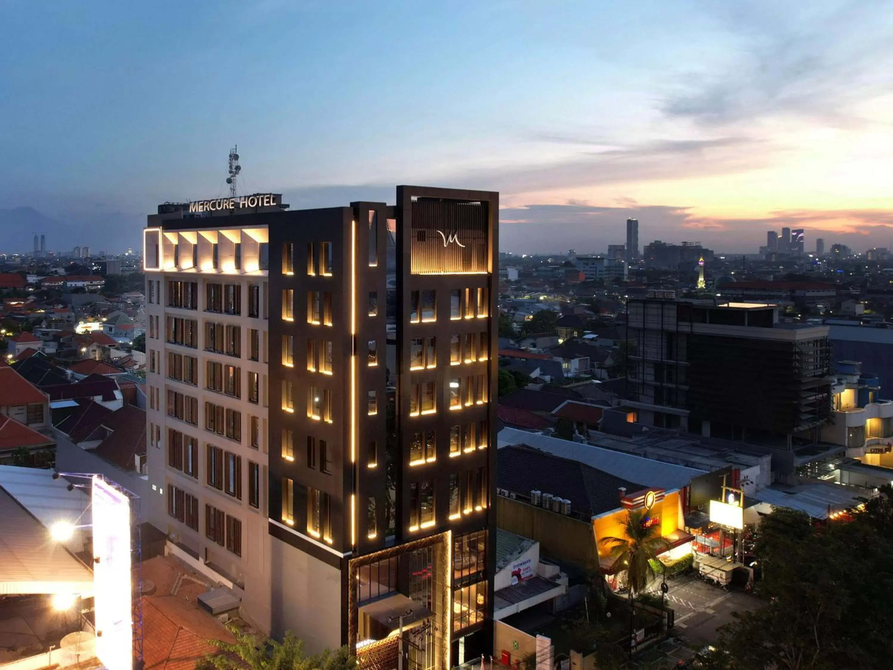 Property building in Mercure Surabaya Manyar