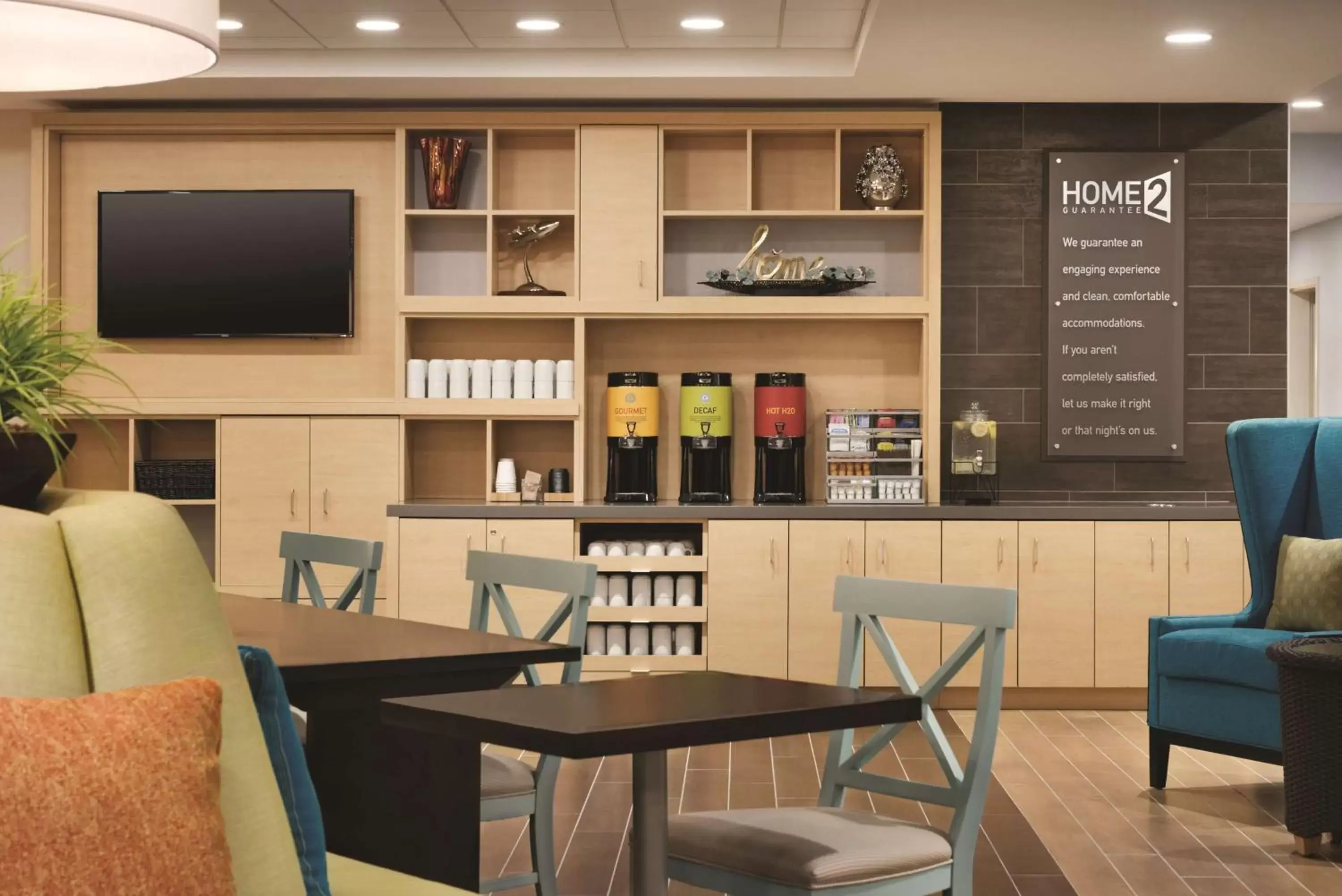 Lobby or reception in Home2 Suites By Hilton Iowa City Coralville