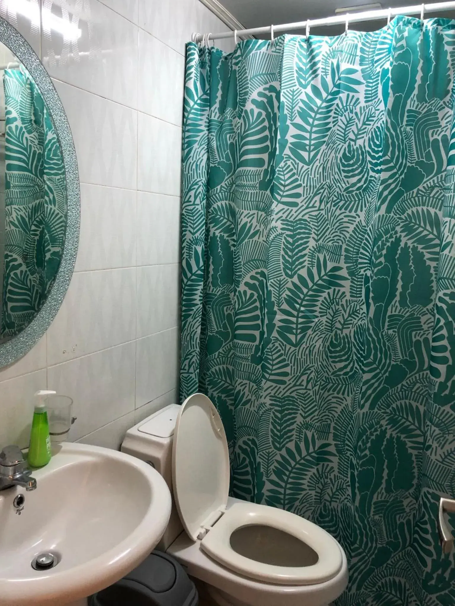 Bathroom in Hostel Metro Bathroom in Hostel Metro