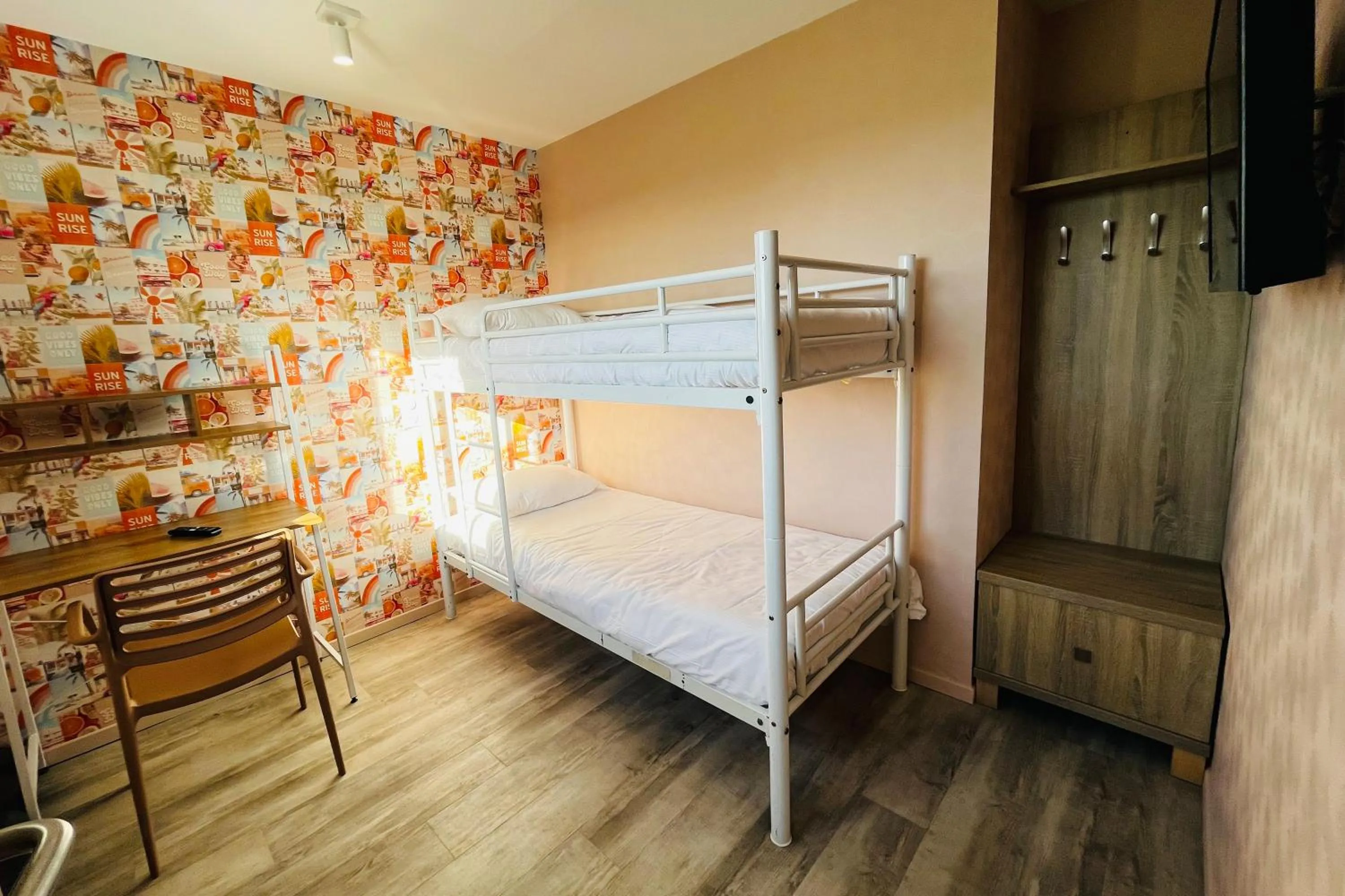 Photo of the whole room, Bed in The Originals Access, Hôtel les Iris, Berck-sur-Mer