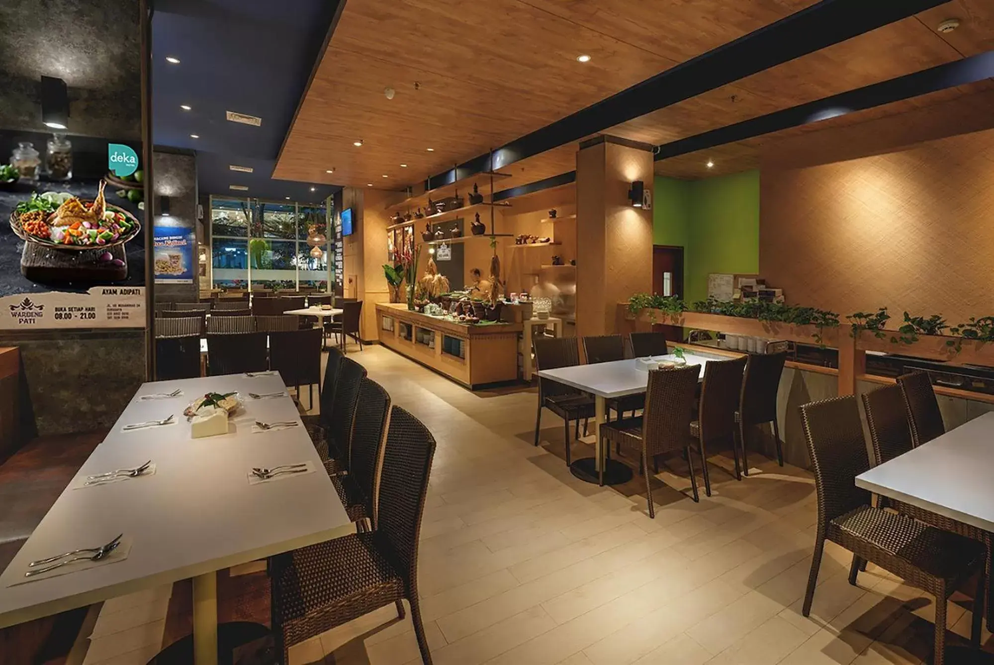 Restaurant/places to eat in Deka Hotel Surabaya HR Muhammad Restaurant/places to eat in Deka Hotel Surabaya HR Muhammad