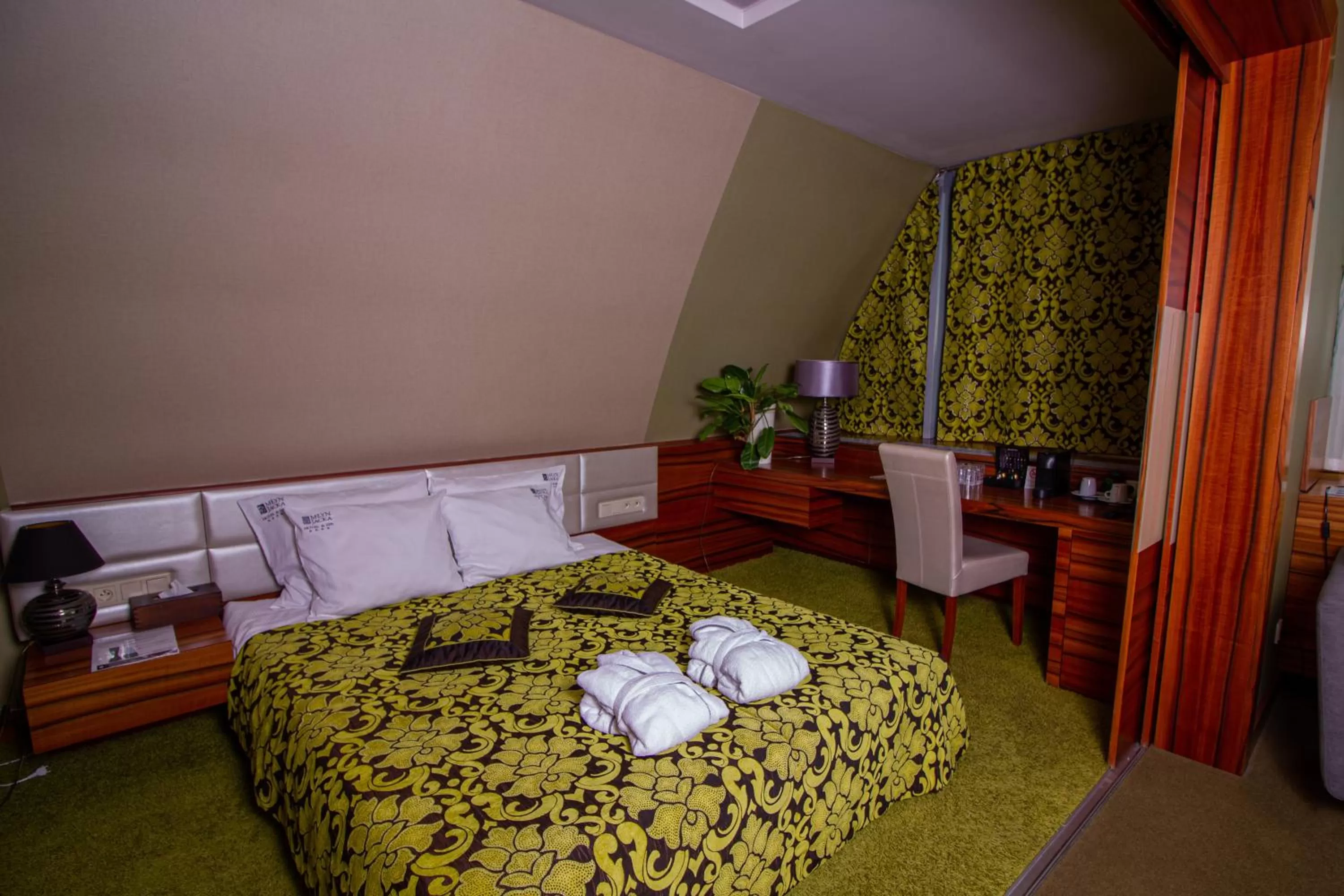 Bed in Młyn Jacka Hotel & Spa