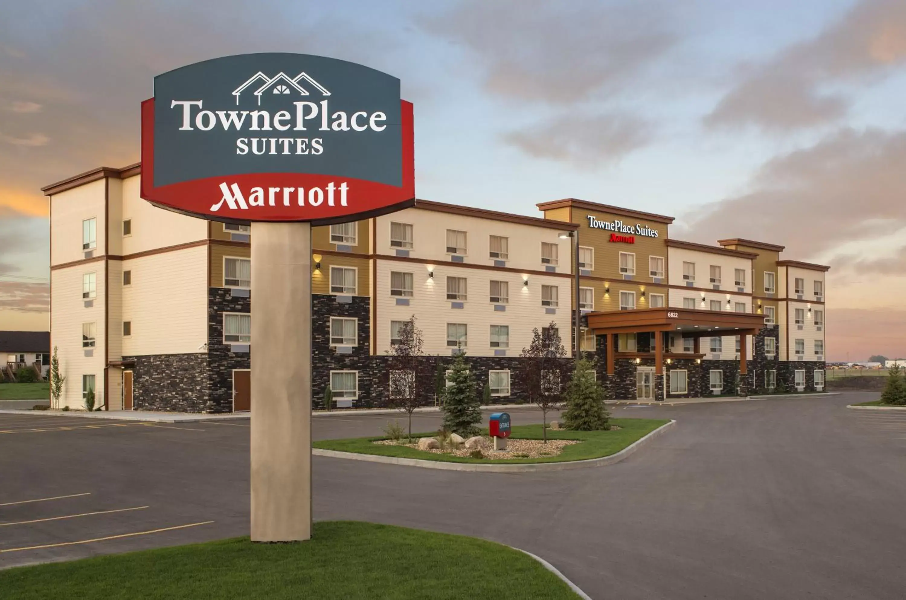 Property Building in TownePlace Suites by Marriott Red Deer