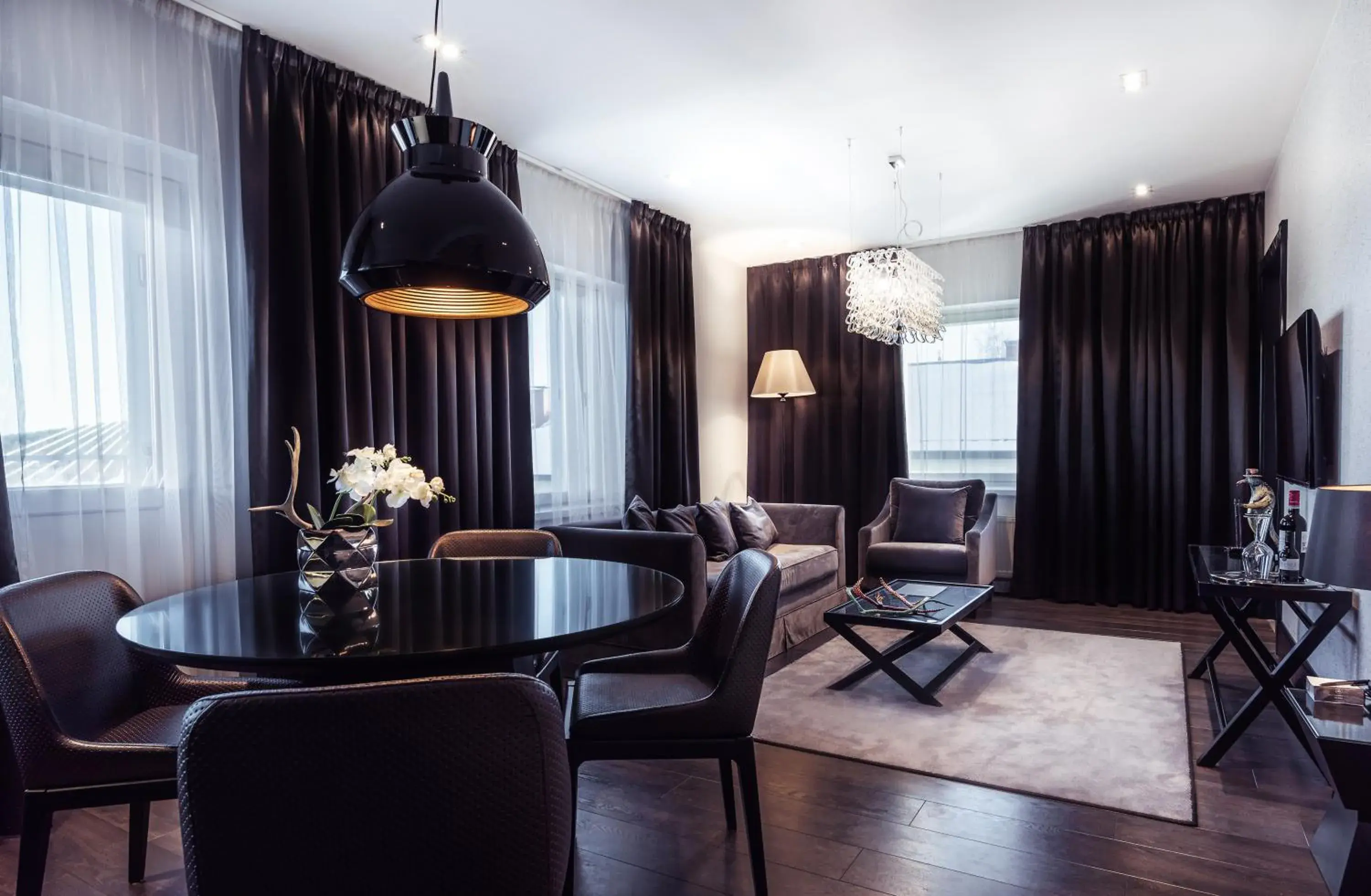 Living room, Seating Area in Arctic Light Hotel