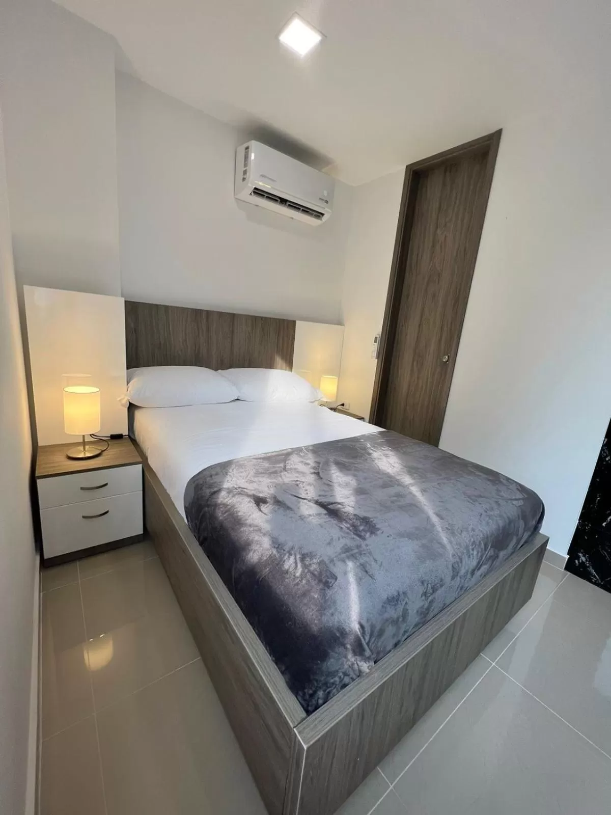 Photo of the whole room, Bed in Hotel Boutique Business Center