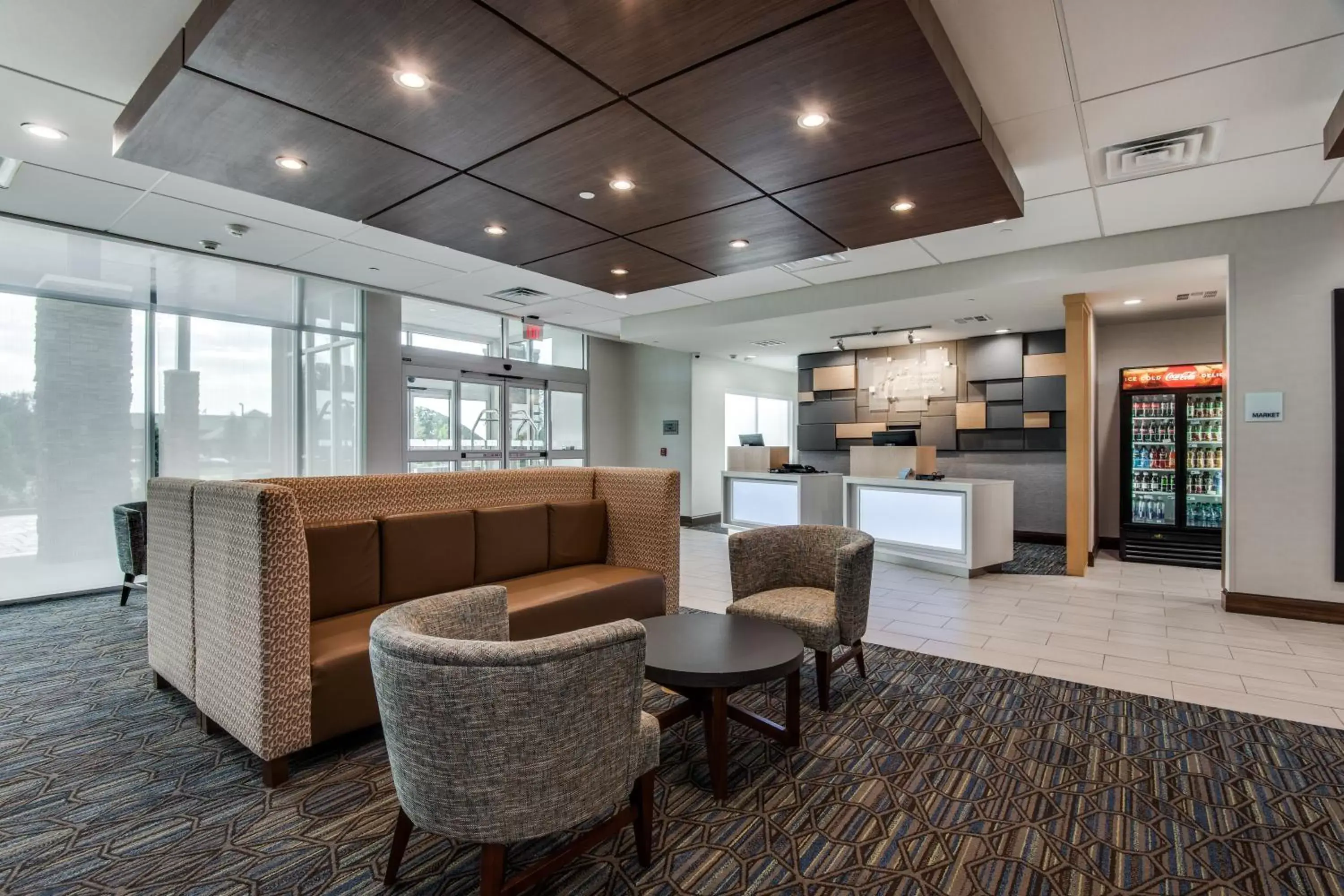 Property building, Lobby/Reception in Holiday Inn Express & Suites Dallas North - Addison, an IHG Hotel