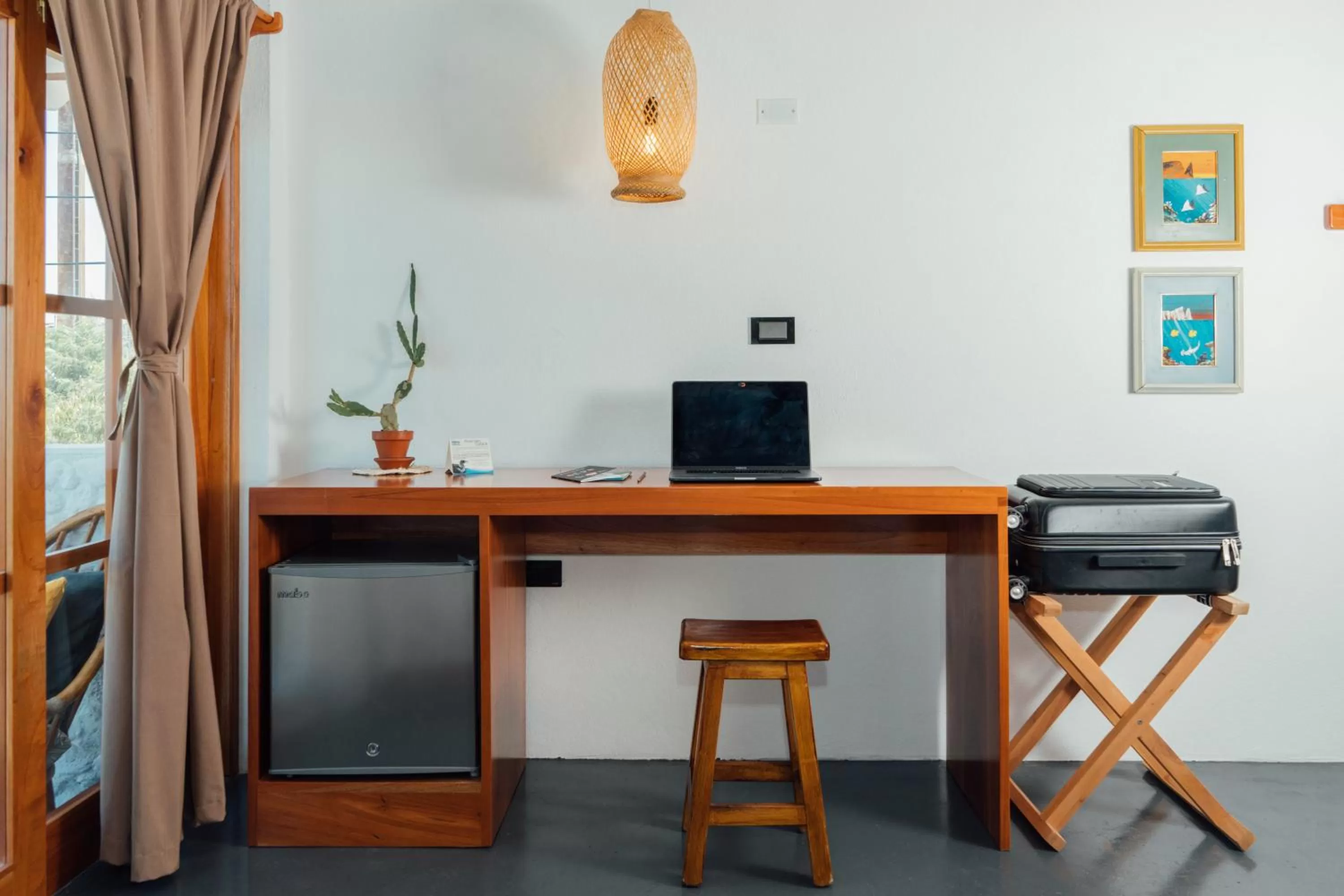 Bedroom, TV/Entertainment Center in Hotel Pimampiro