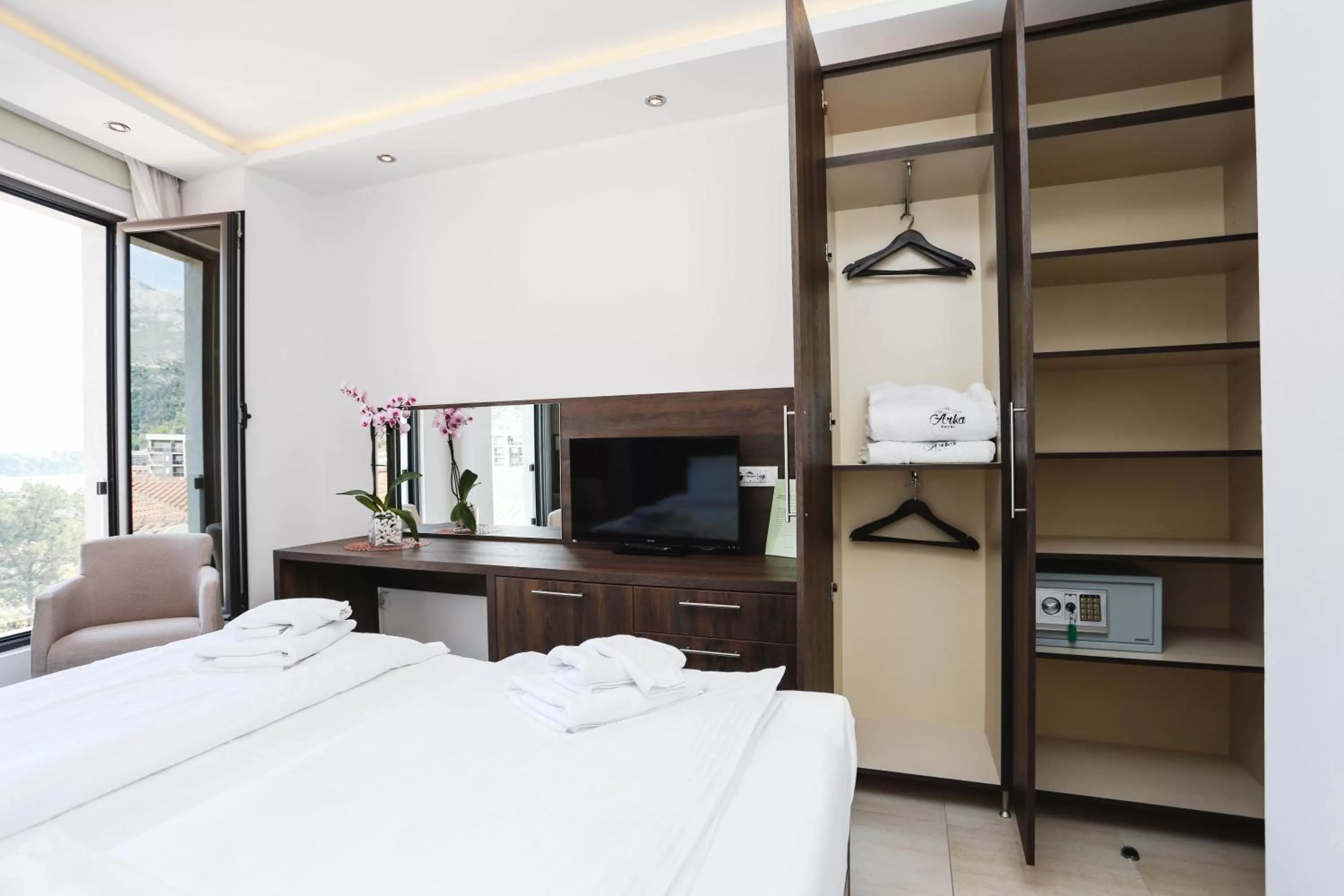 Bedroom, Bed in Garni Hotel Arka