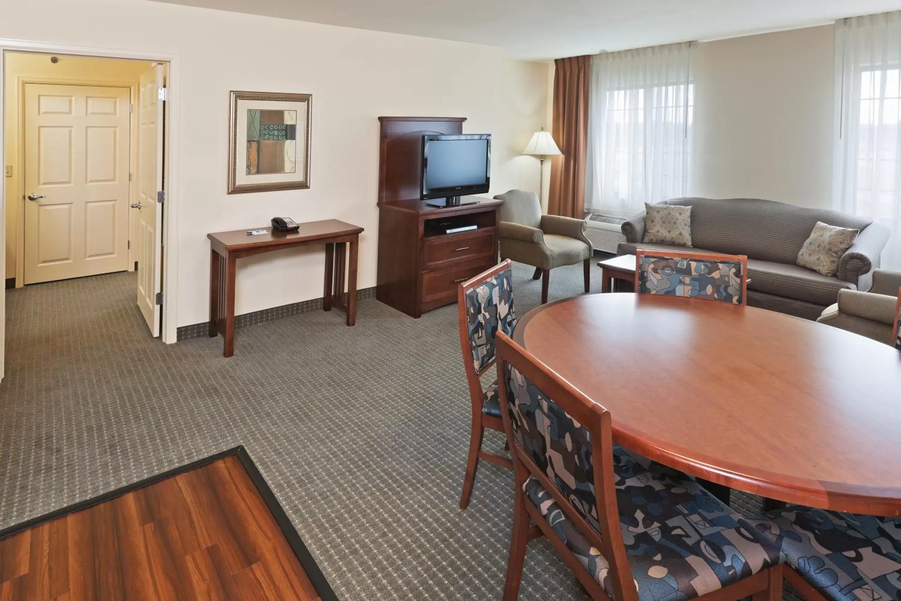 Staybridge Suites Wichita, an IHG Hotel