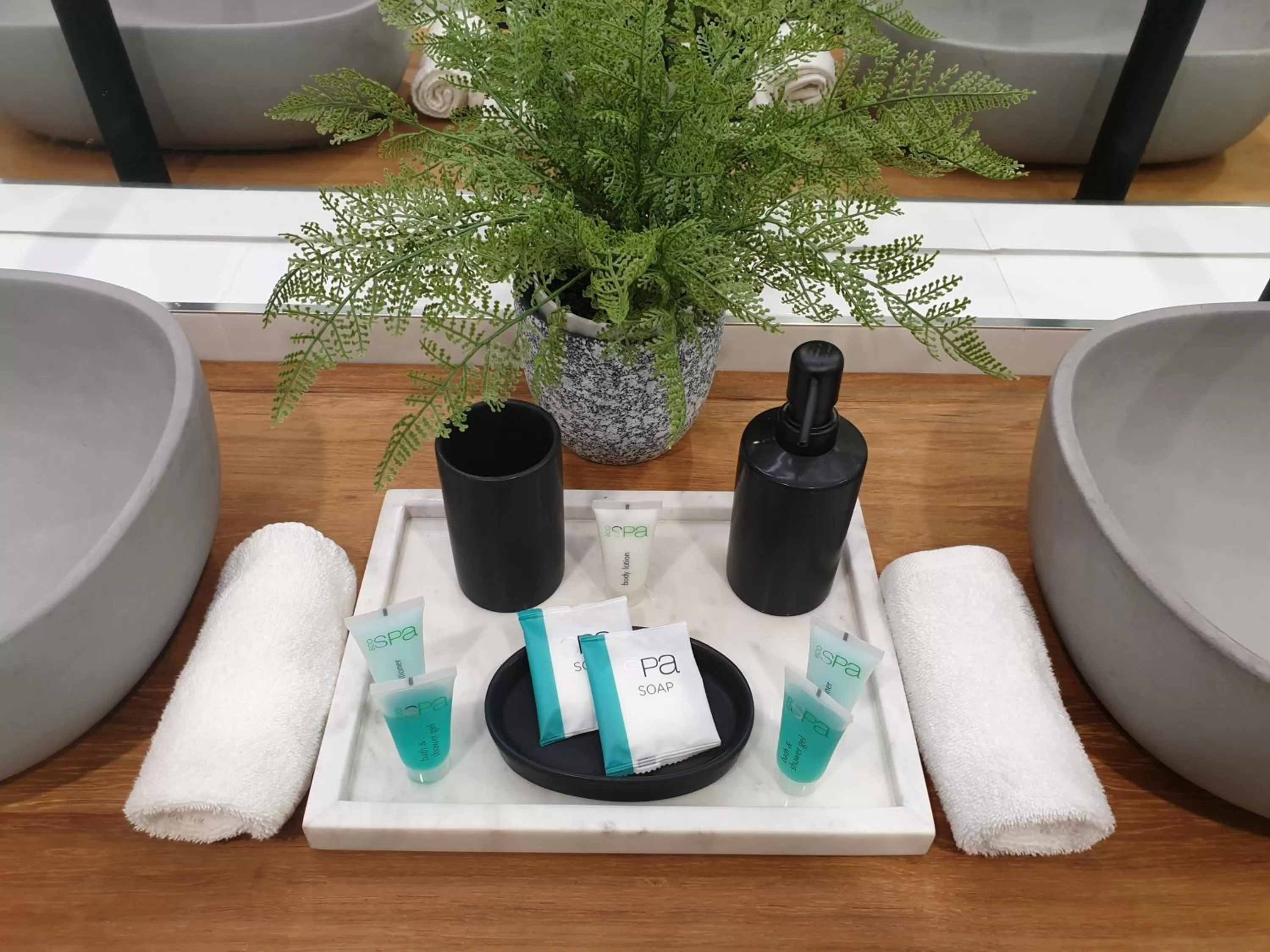 Bathroom in Twofold Bay Motor Inn