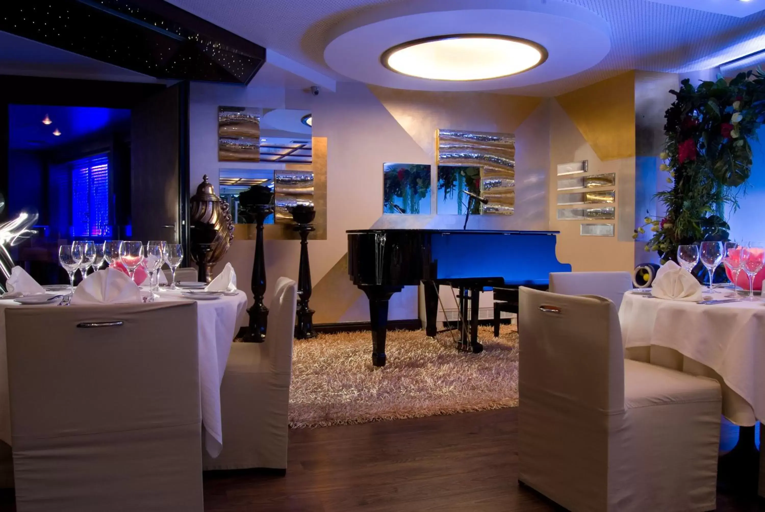 Restaurant/places to eat in The Athenian Callirhoe Exclusive Hotel