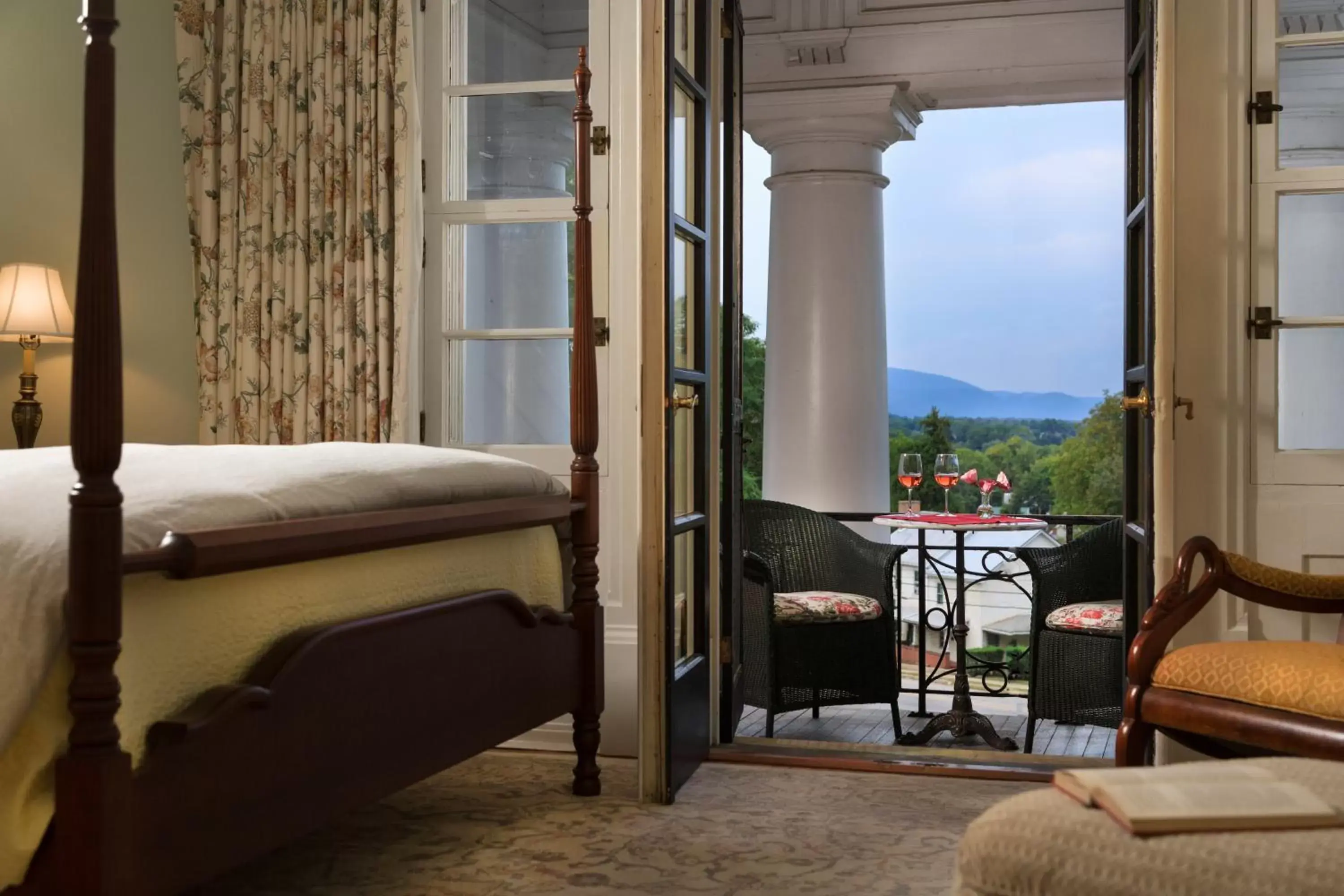 Balcony/Terrace in Mercersburg Inn