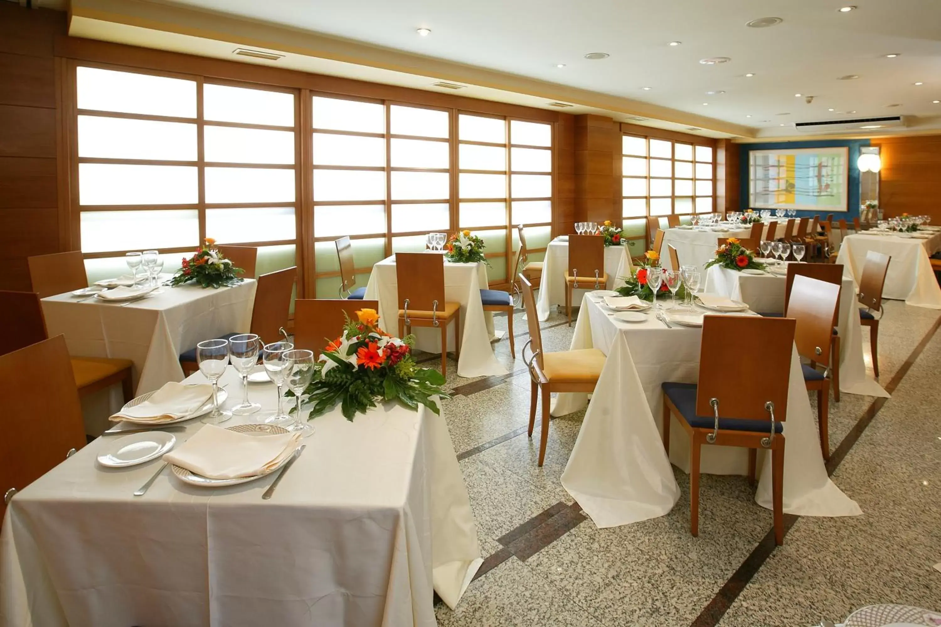 Food and drinks, Restaurant/Places to Eat in Hotel Corona de Castilla Burgos