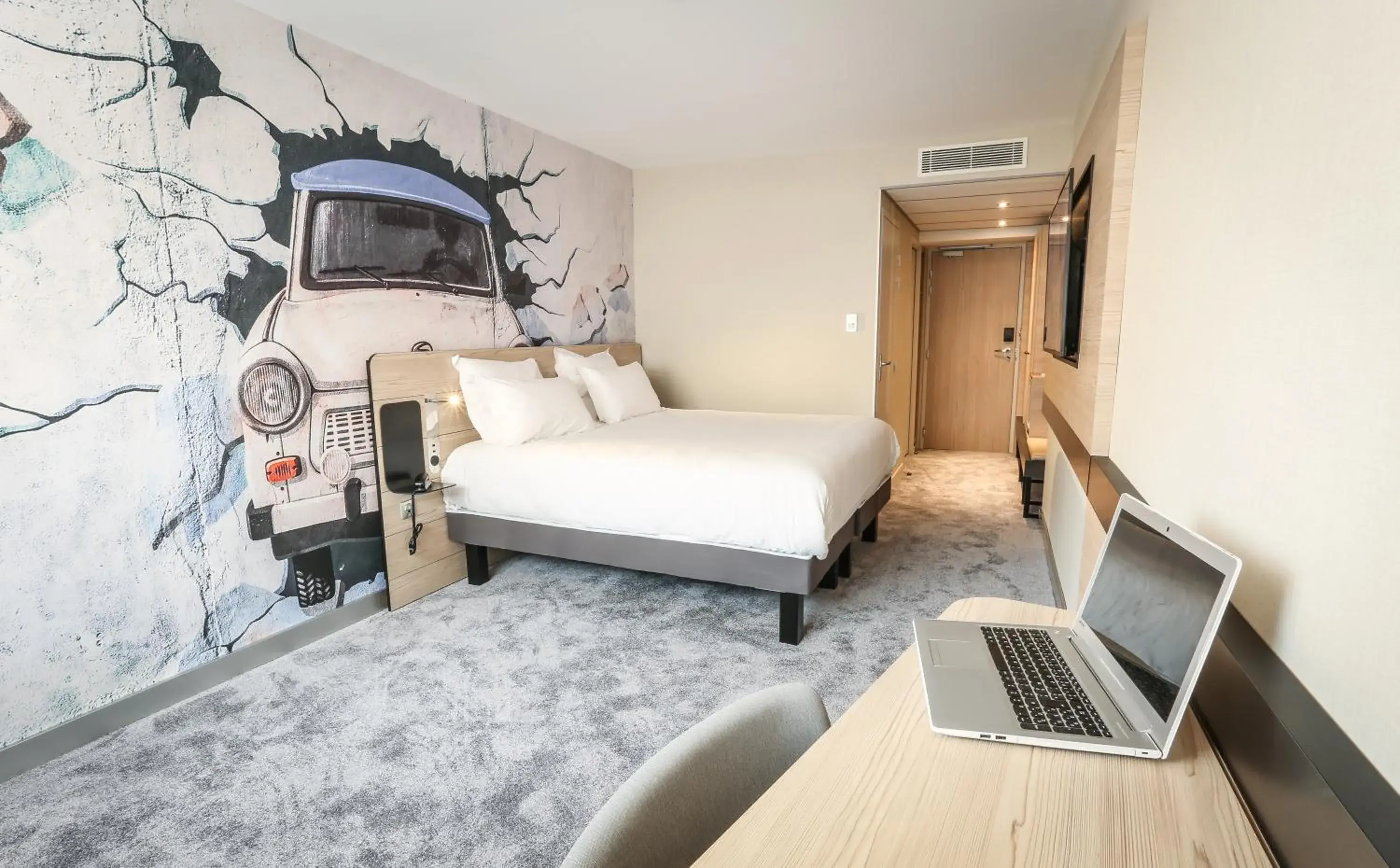 Superior Double or Twin Room in Arena Hotel La Defense Superior Double or Twin Room in Arena Hotel La Defense