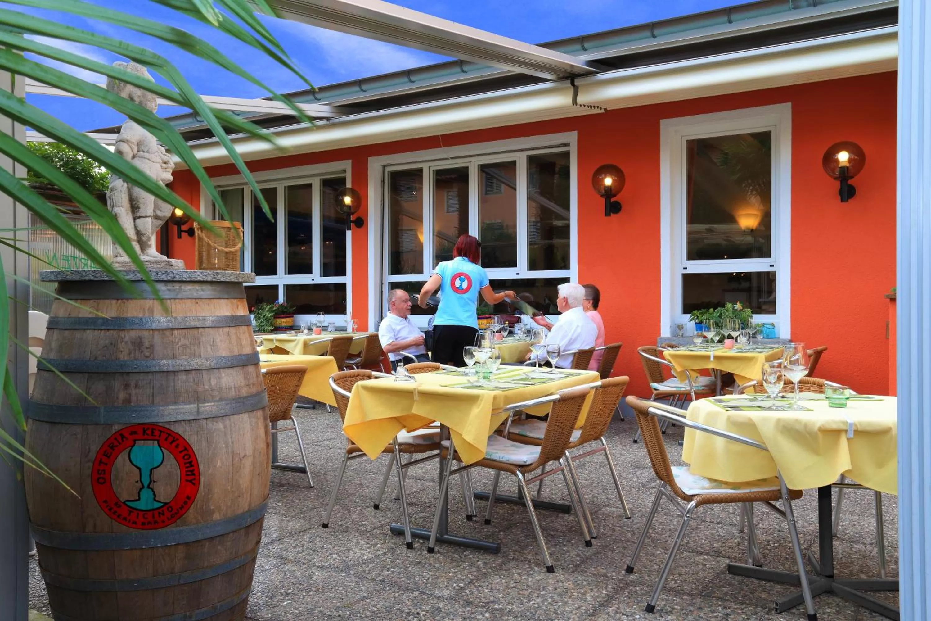 Balcony/Terrace in Osteria Ticino by Ketty & Tommy