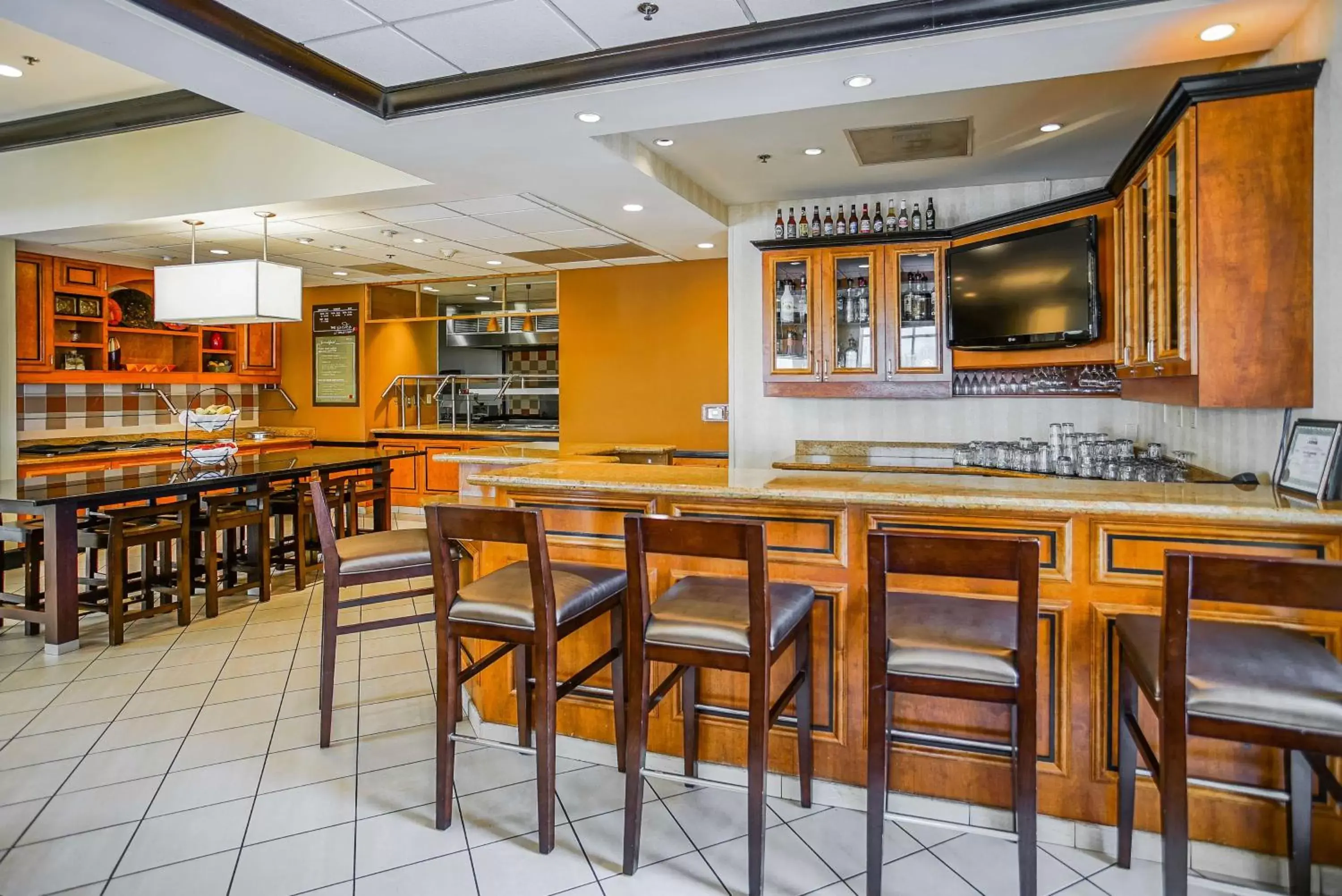 Lounge or bar, Lounge/Bar in Hilton Garden Inn Kankakee