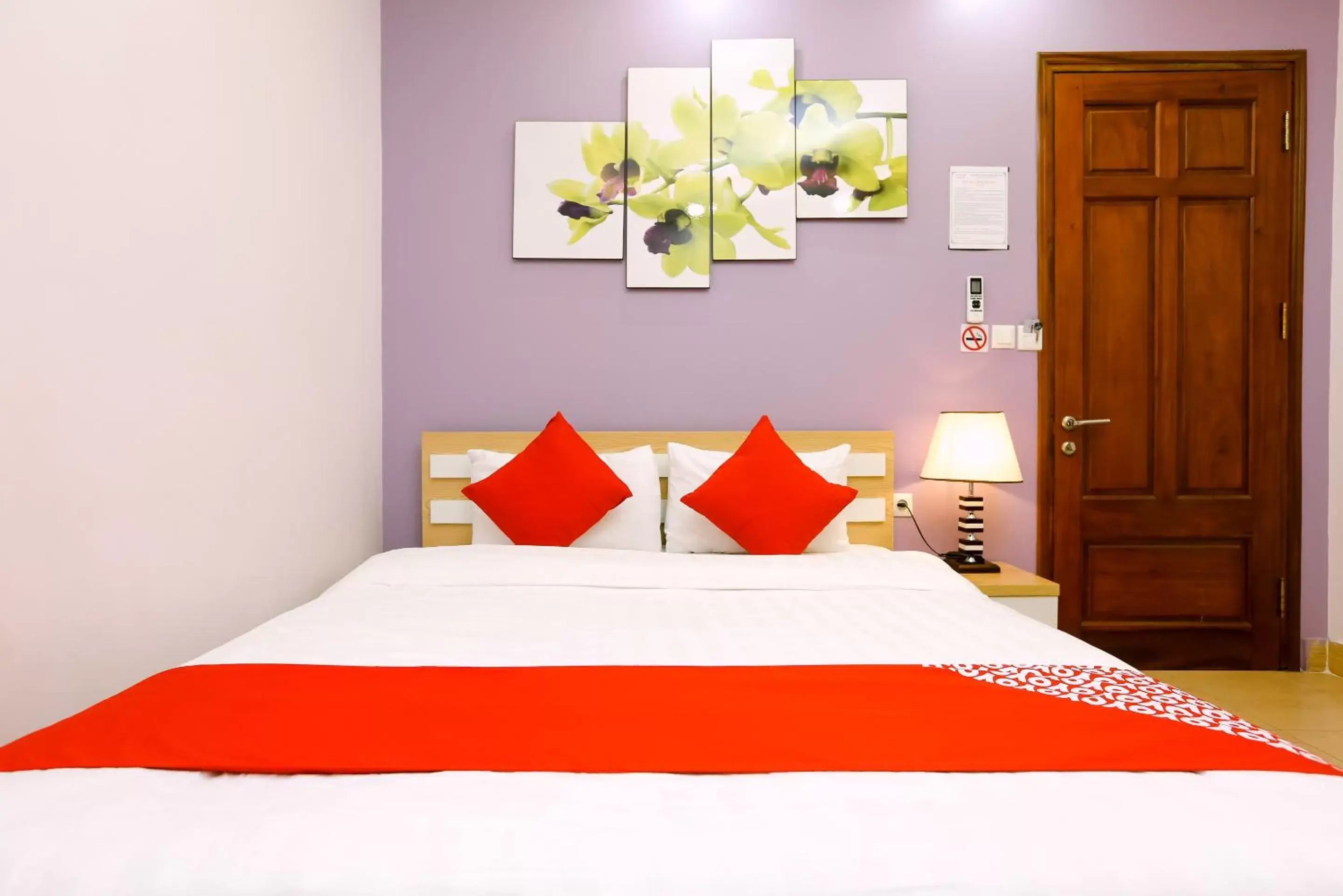 Photo of the whole room, Bed in Tuan Anh Hotel Photo of the whole room, Bed in Tuan Anh Hotel