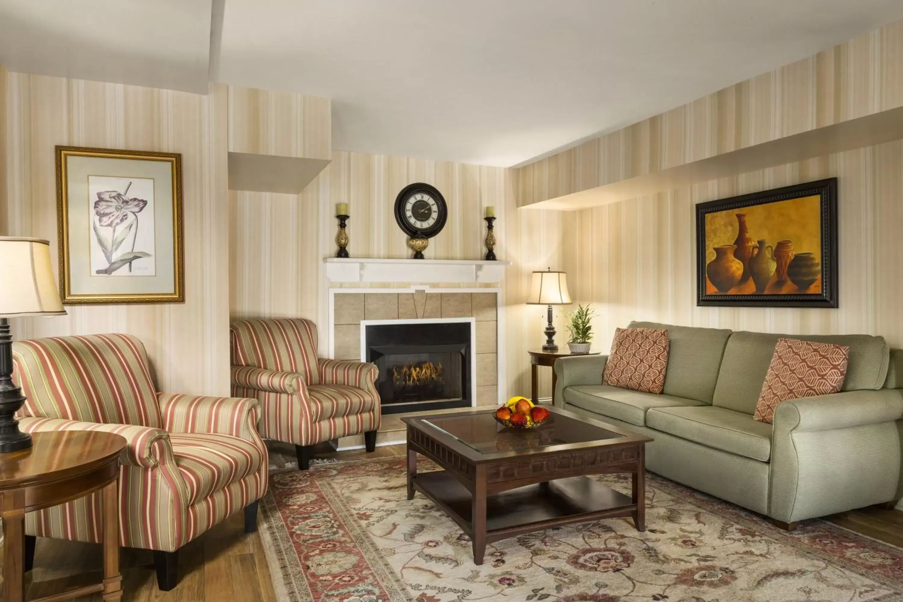 Library in Country Inn & Suites by Radisson, Atlanta Airport South, GA