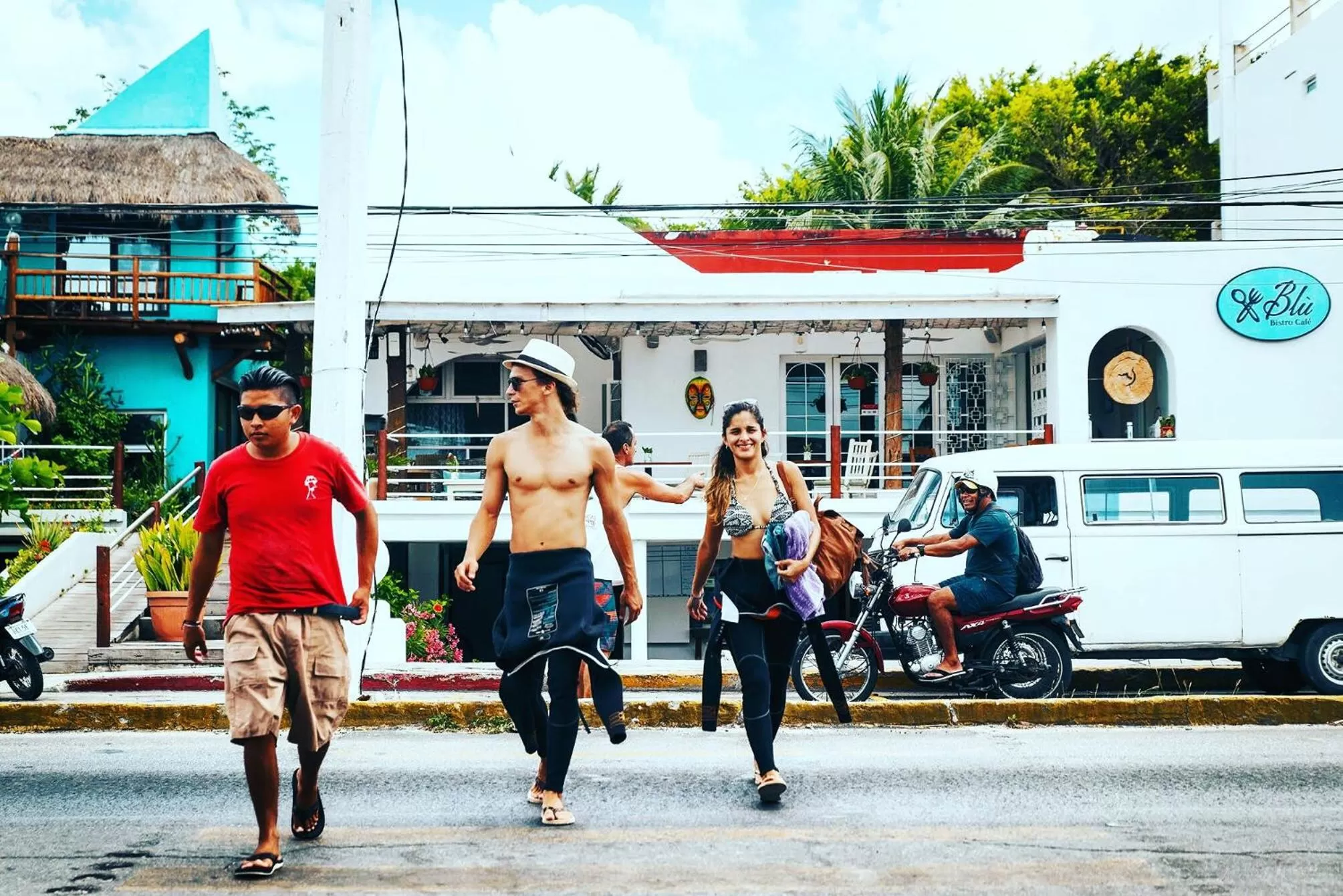 Diving in Albatros Suites by Bedsfriends