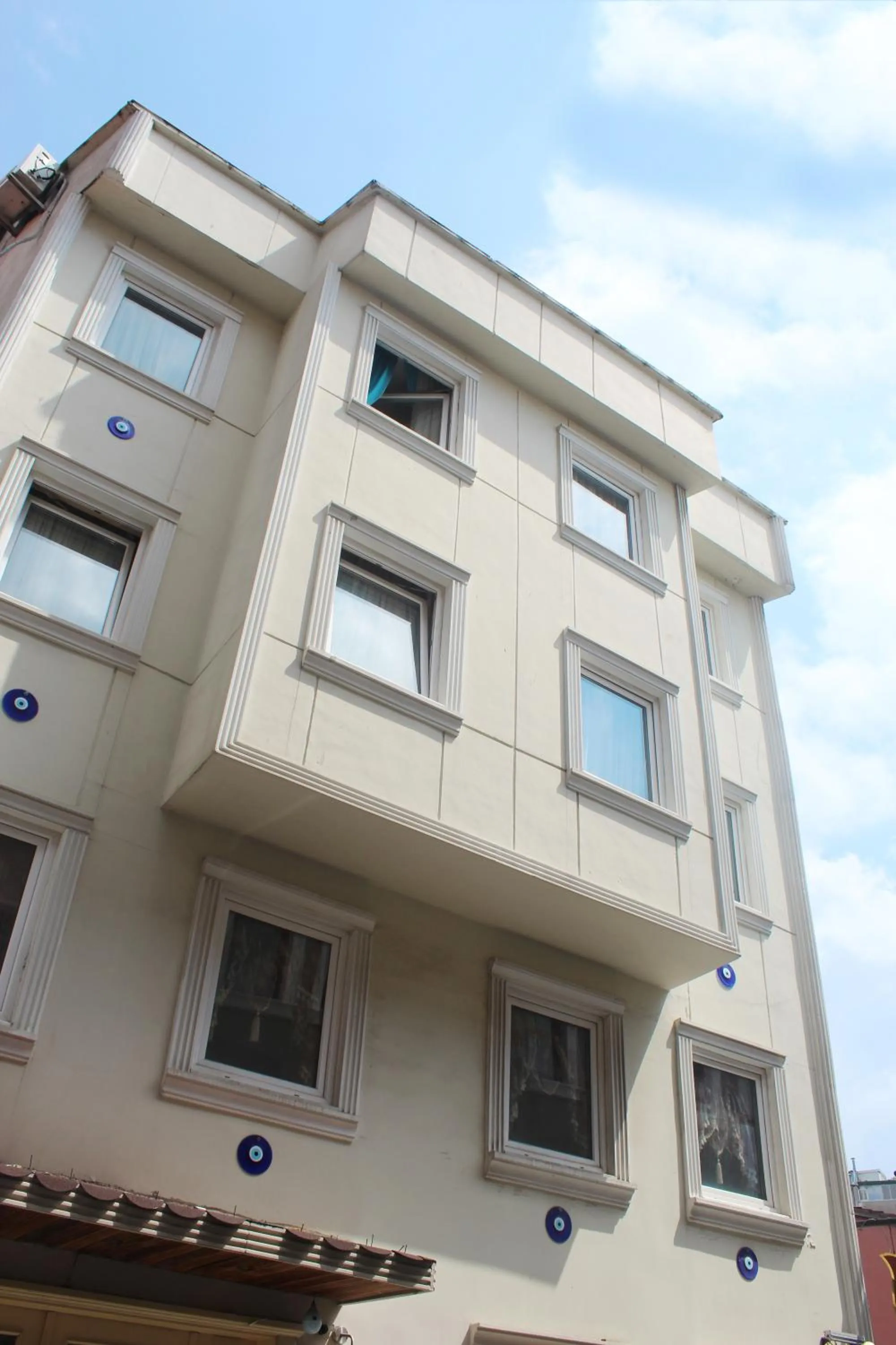 Property building in Divas Silver