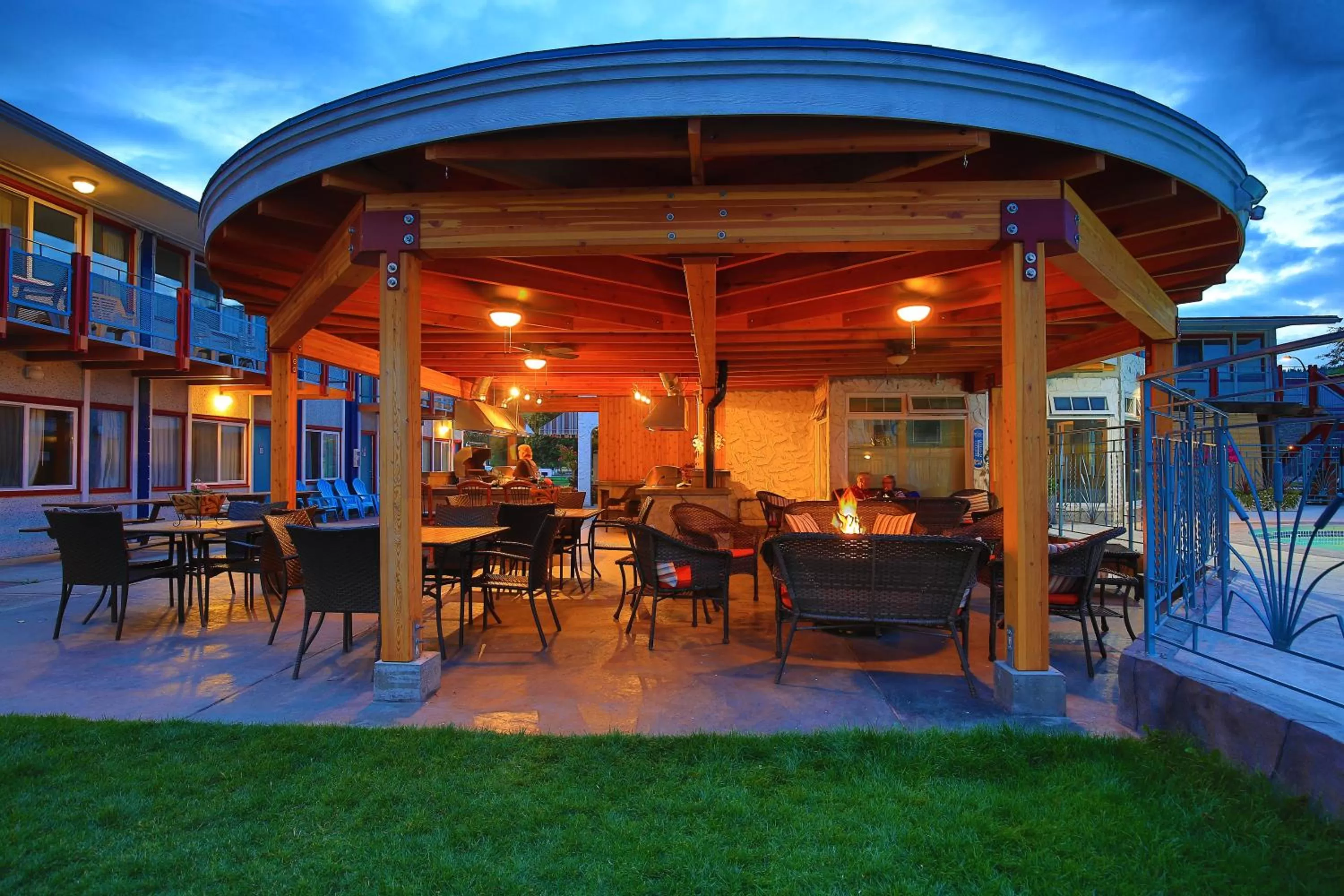 Patio in Bowmont Motel