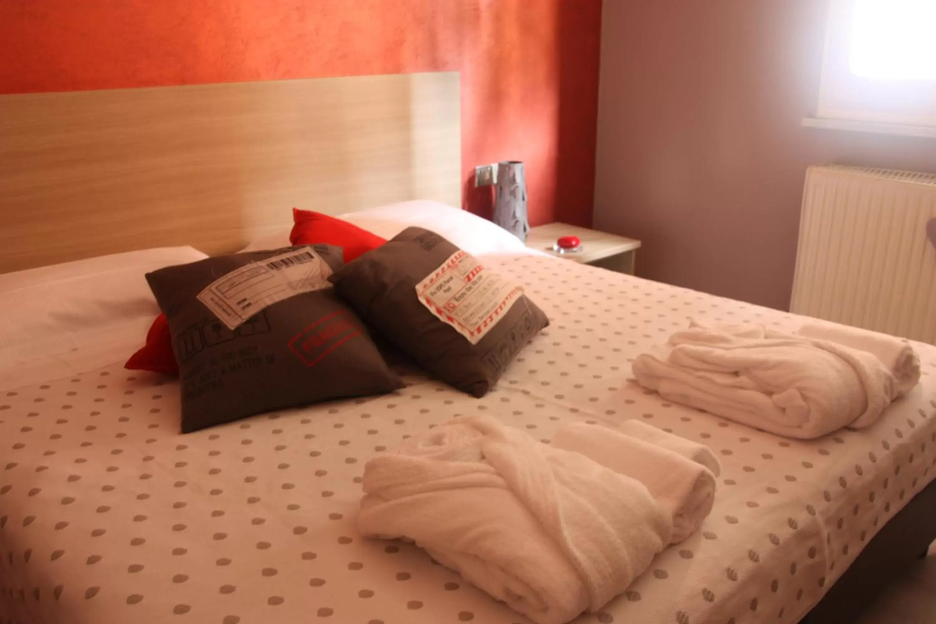 Bedroom, Bed in Hotel Alba