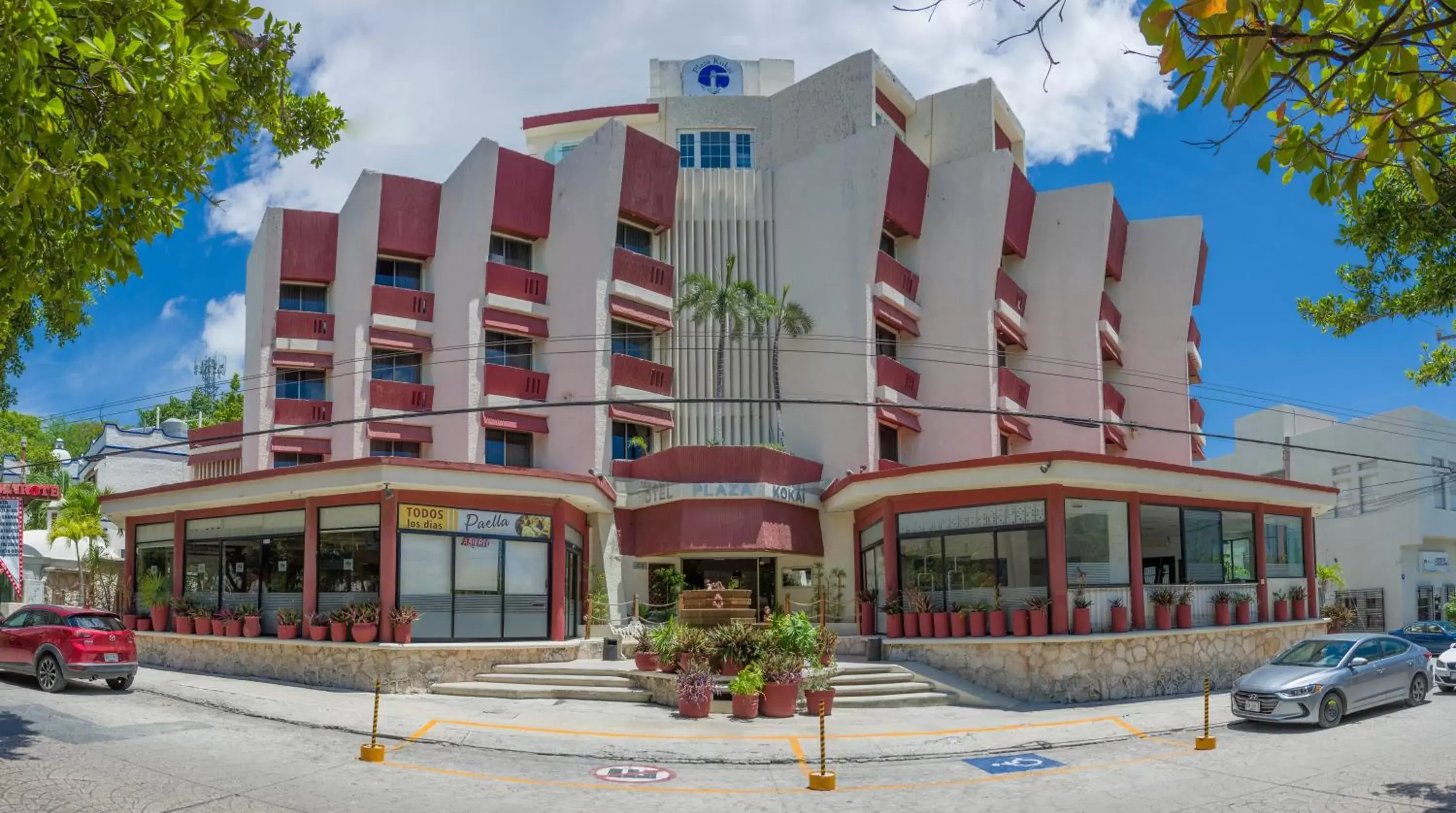 Property Building in Hotel Plaza Kokai Cancún