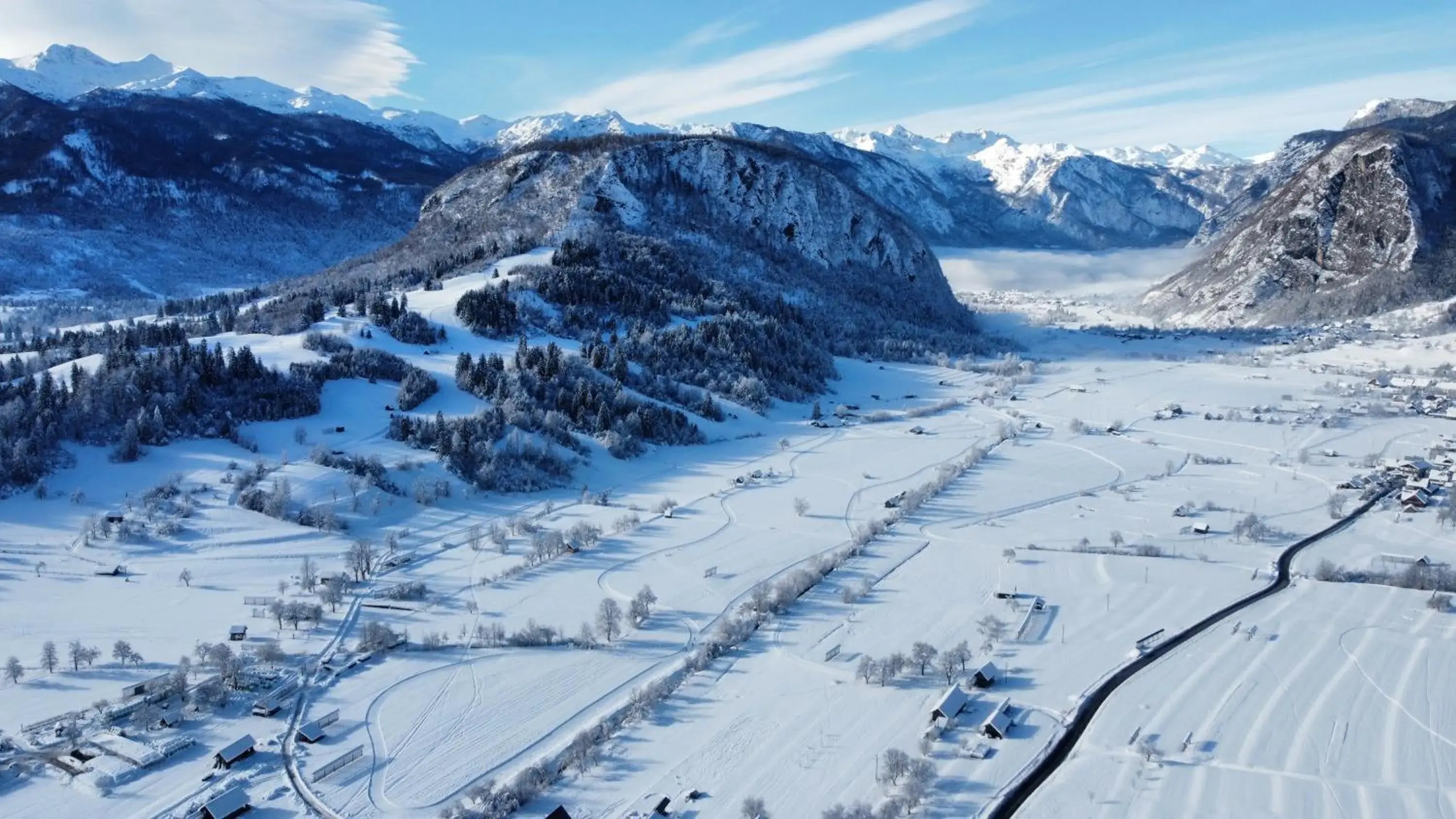 City view, Winter in Hotel Jezero