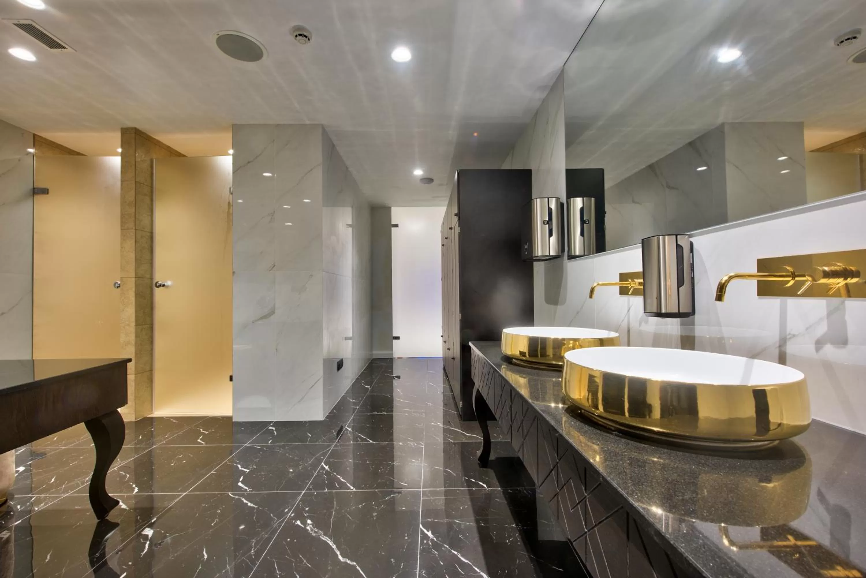 Spa and wellness centre/facilities in HOLM Boutique & SPA - IK Collection