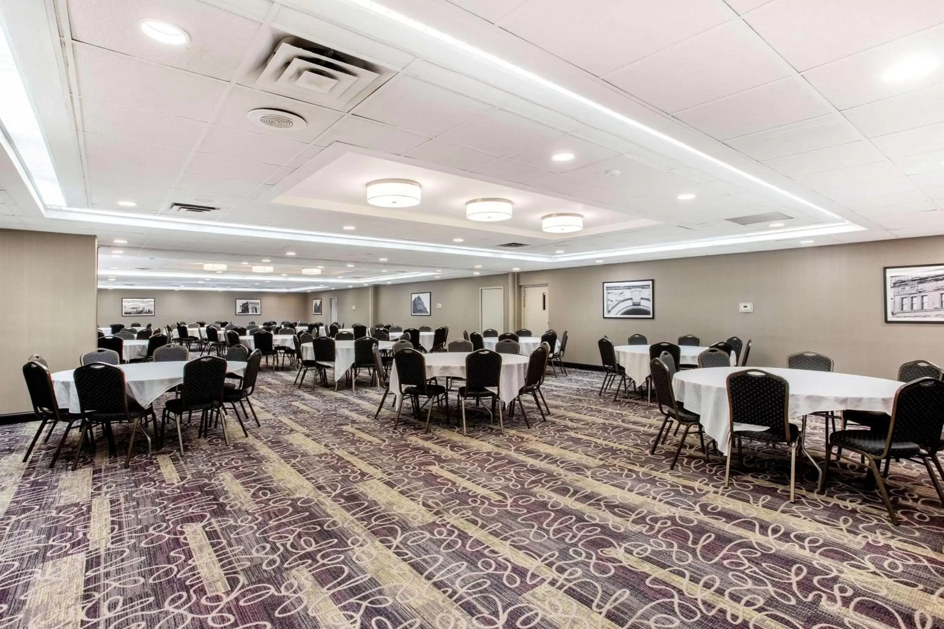 Banquet/Function facilities, Restaurant/Places to Eat in La Quinta by Wyndham Indianapolis South