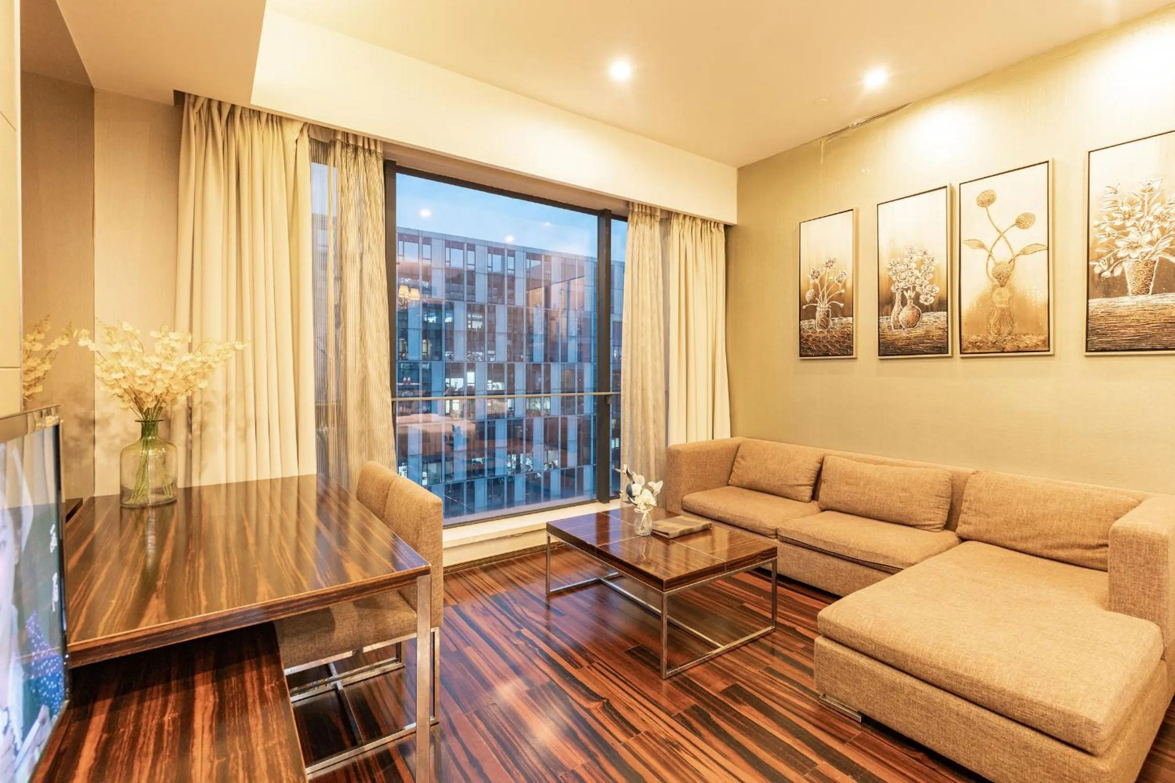 Guangzhou Xing Yi International Apartment - Poly World Branch