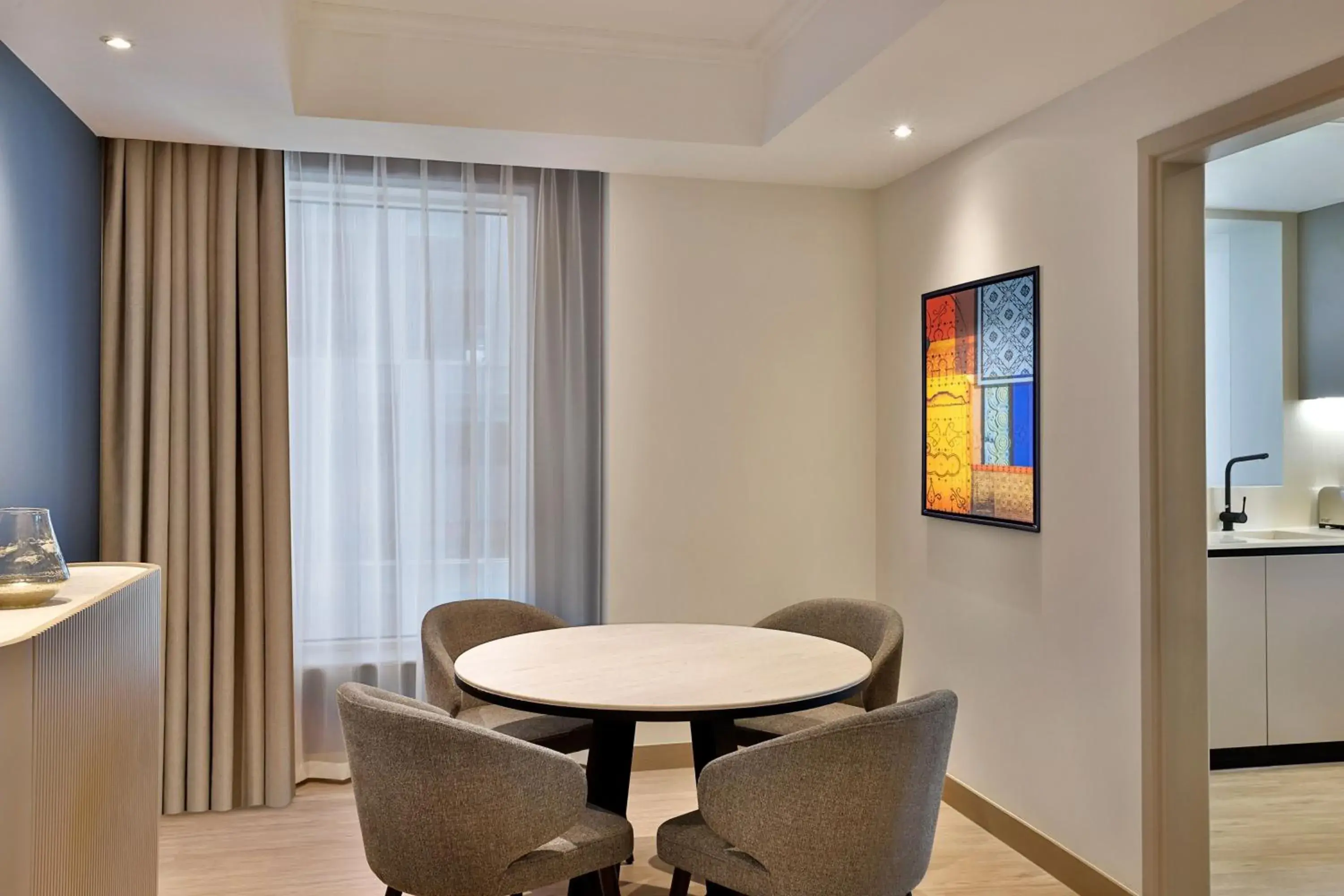 Bedroom, Dining Area in Residence Inn by Marriott Sheikh Zayed Road, Dubai