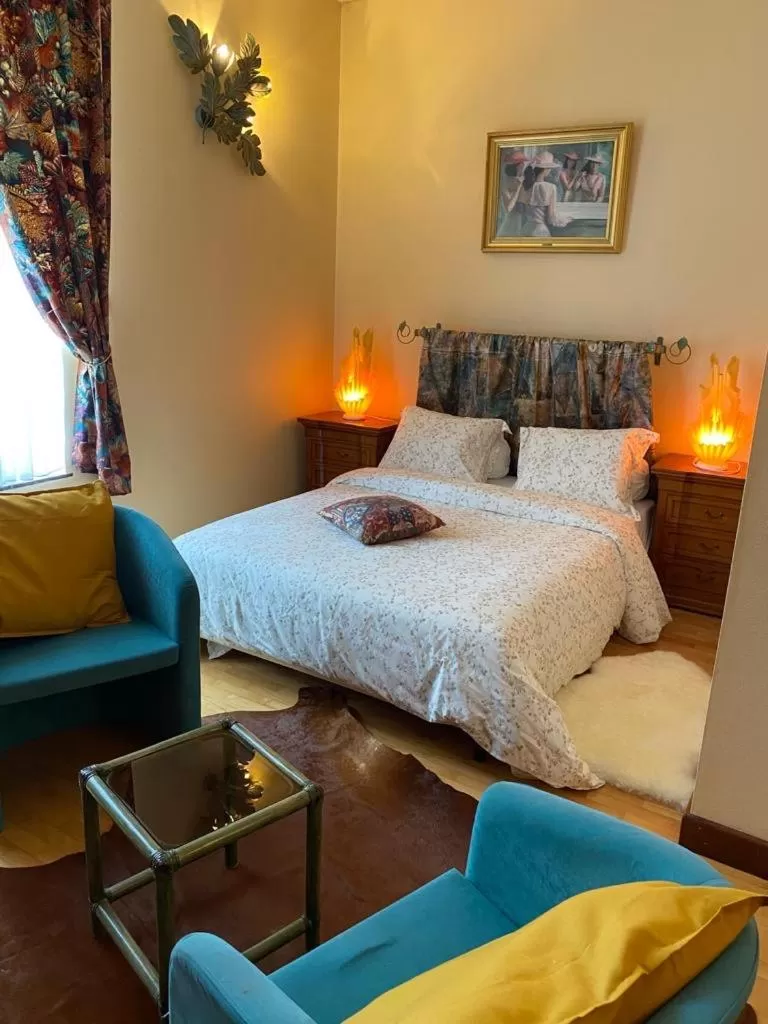 Bed in Château Les Tourelles