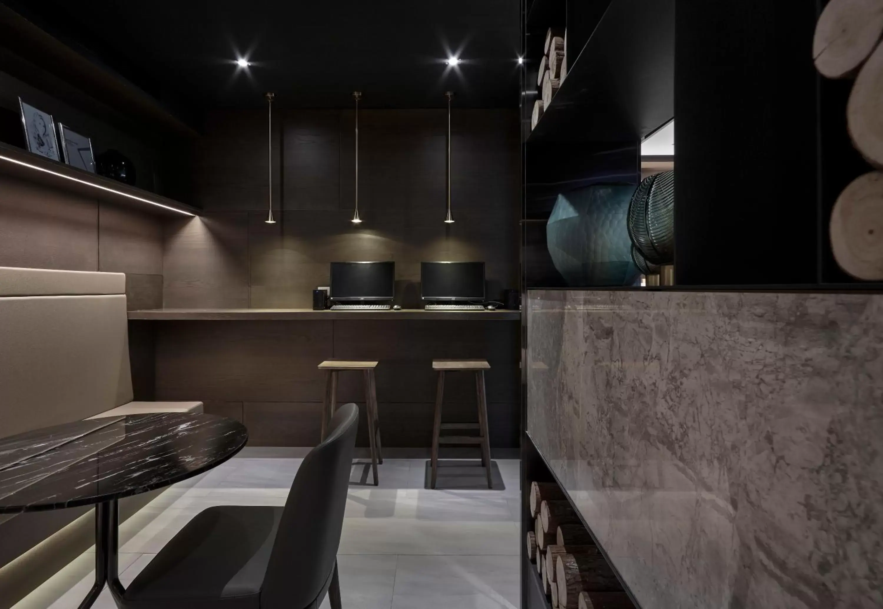 Lounge or bar in Harbour 10 Hotel Lounge or bar in Harbour 10 Hotel